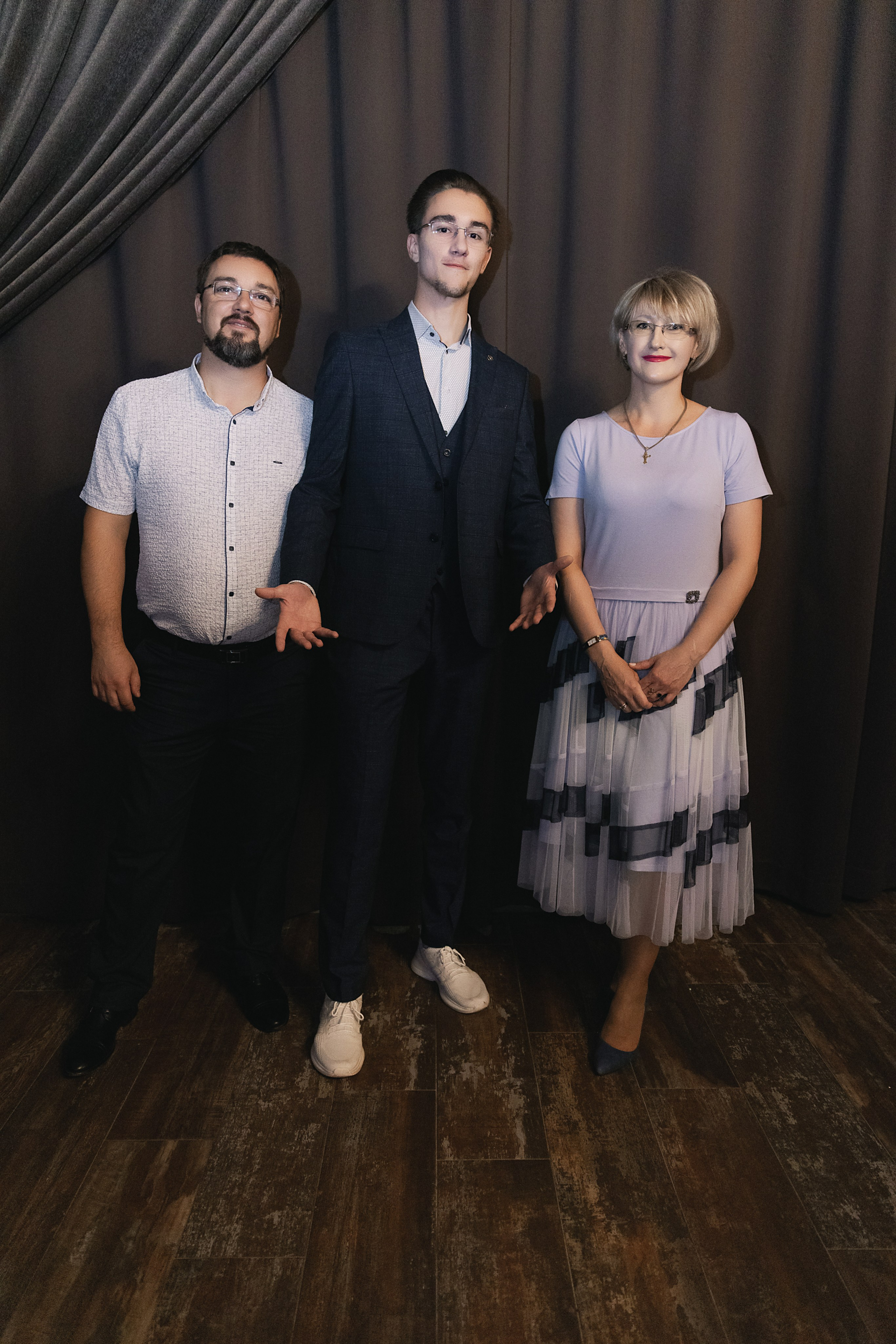 11 класс Гимназия 69. Фотограф и Видеограф в Краснодаре Юлия Солодченко