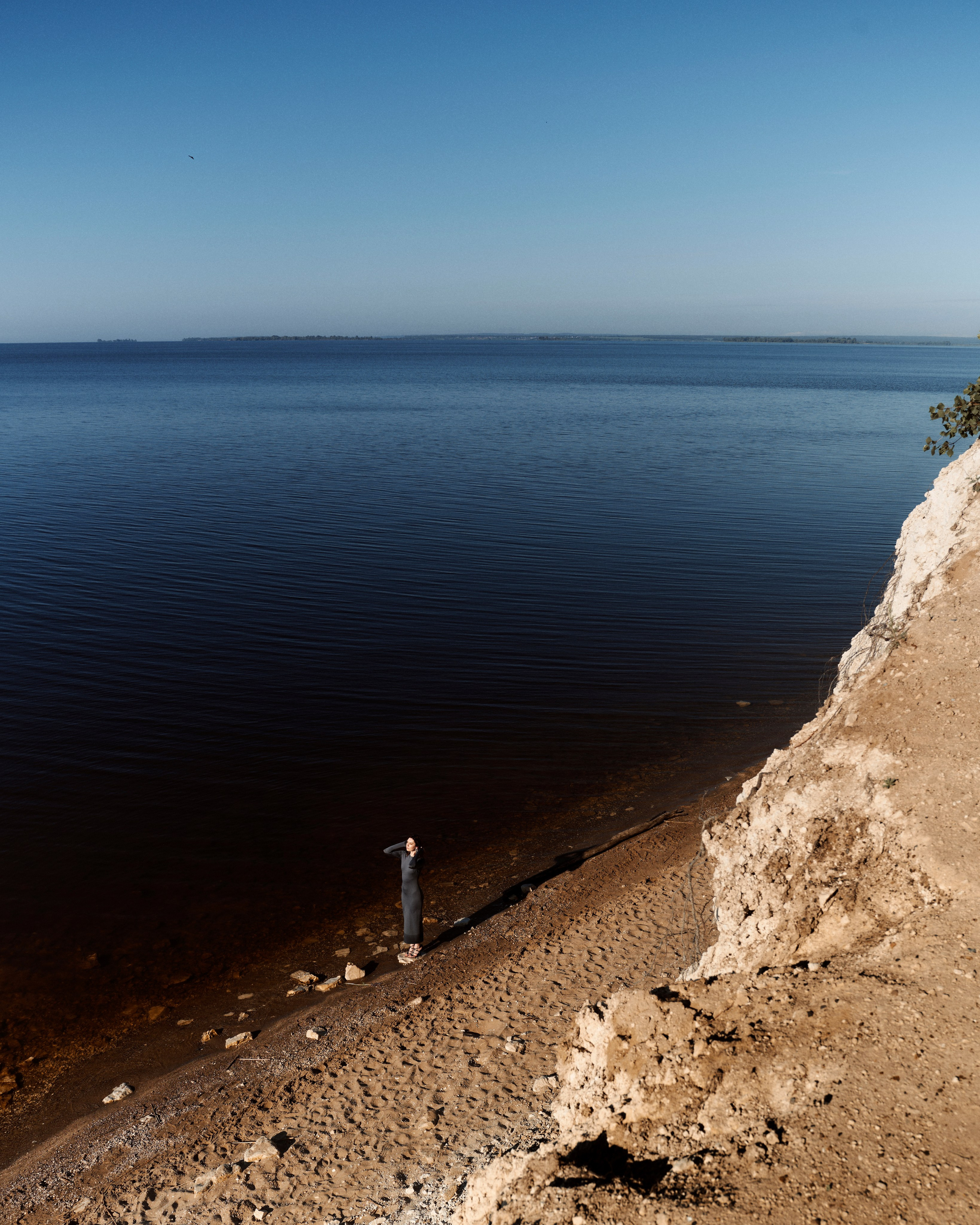 Regina. Z H U R A V L E V