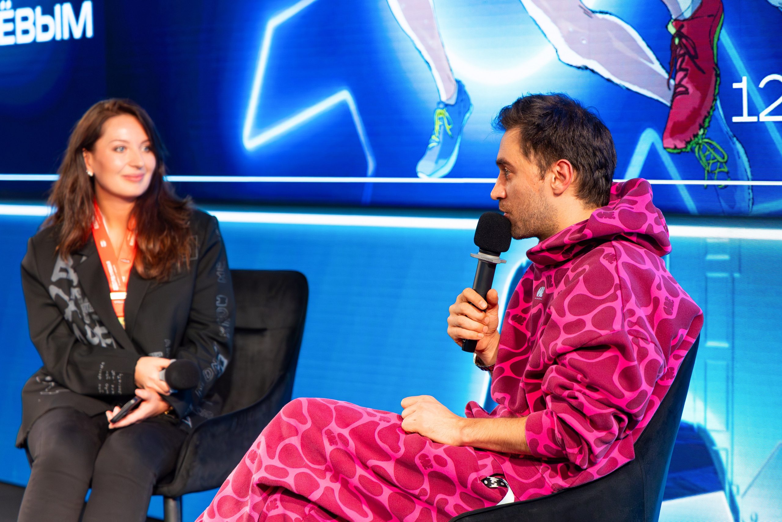 VK Fest. Показ «Стометровка» с Дмитрием Чеботарёвым. Свадебный и Event фотограф в Москве Бажина Ирина