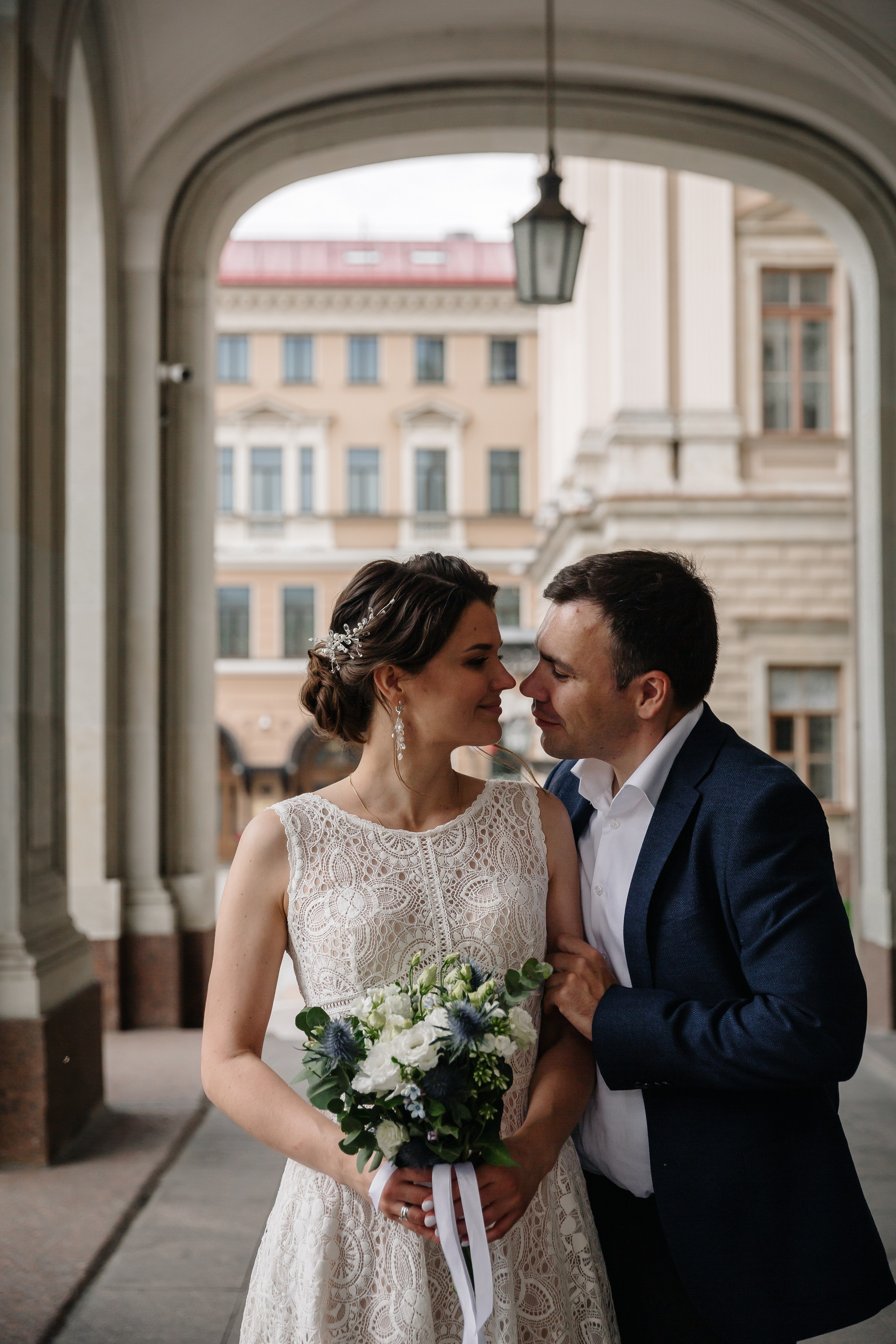 ДВОРЕЦ № 1 | Июль, Исаакиевская площадь. Свадебный фотограф в Санкт-Петербурге Полина Корзухина