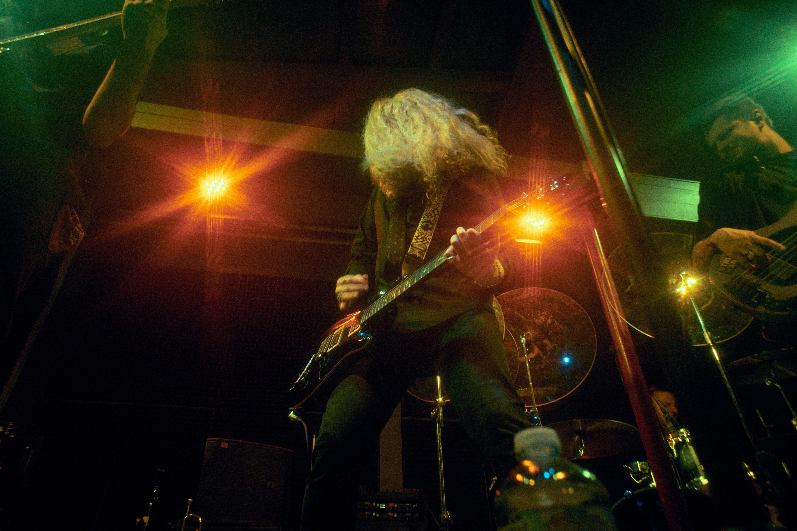 ГОЛОВА МУЭССЫ — КОНЦЕРТ 18-10-2025 В КИТАЙСКОМ ЛЕТЧИКЕ. Фотография для артистов