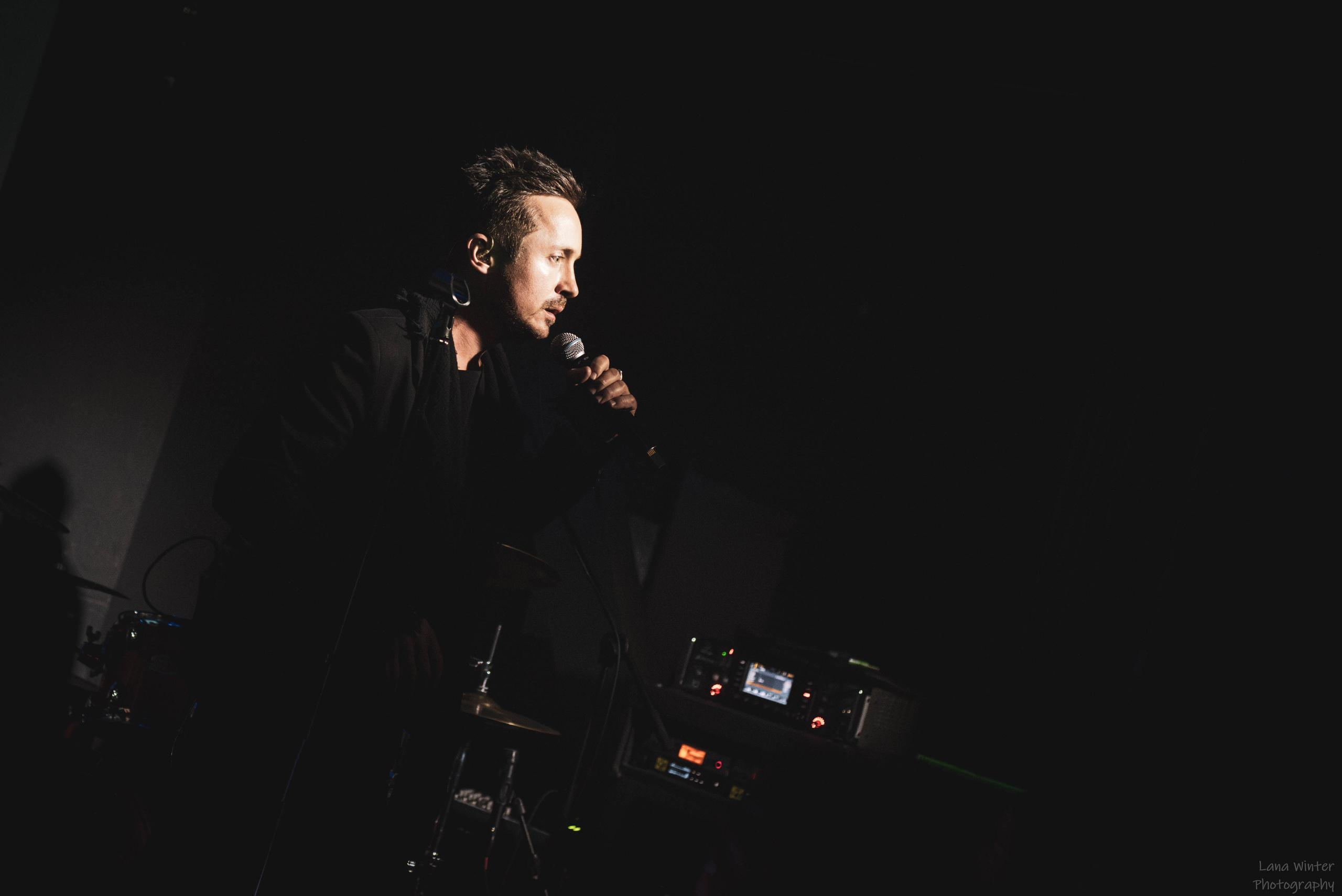 Площадь Восстания (8 марта 2025 года, Москва, клуб Техника Безопасности). Фотограф Светлана Блинова, Москва и Московская область