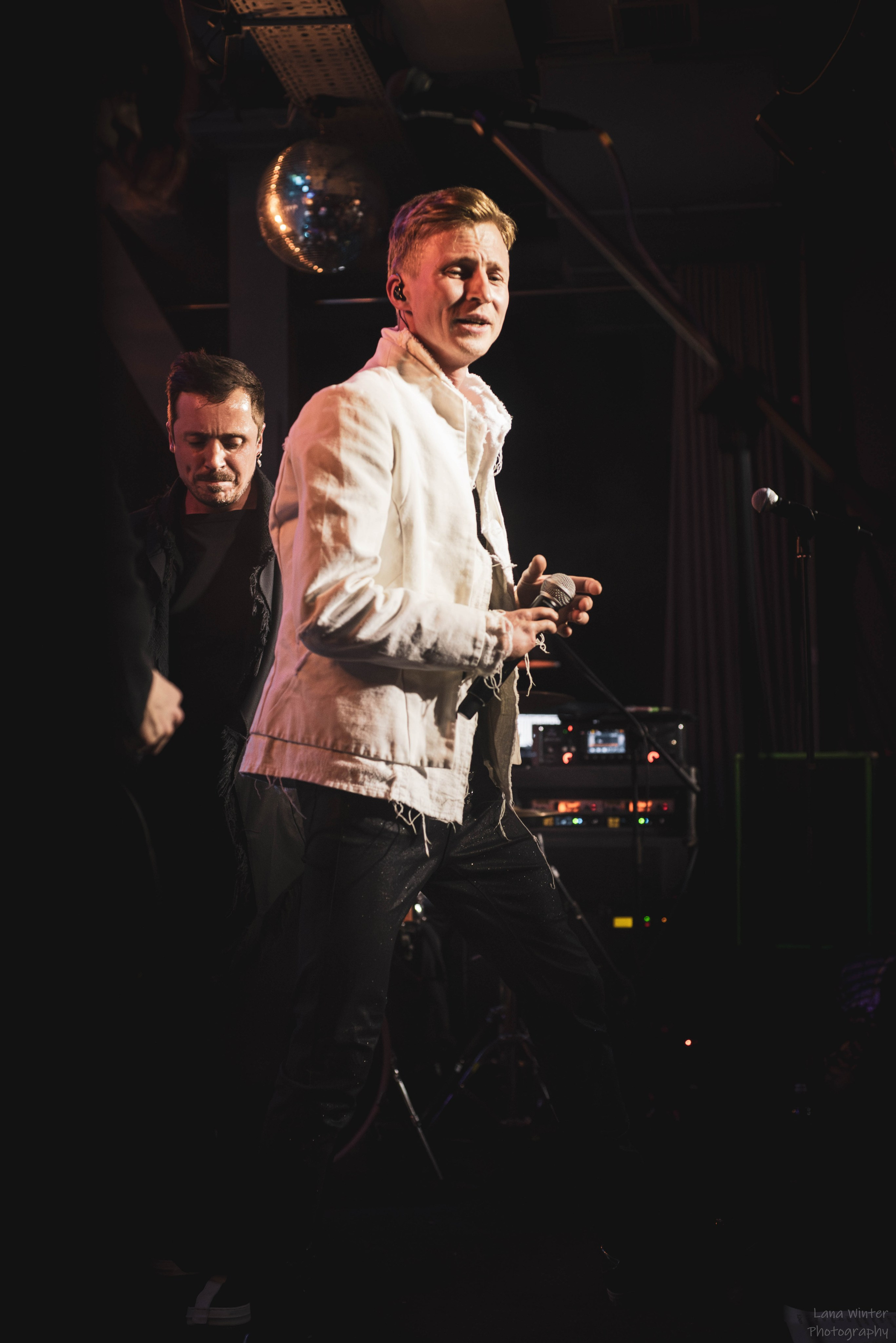 Площадь Восстания (8 марта 2025 года, Москва, клуб Техника Безопасности). Фотограф Светлана Блинова, Москва и Московская область