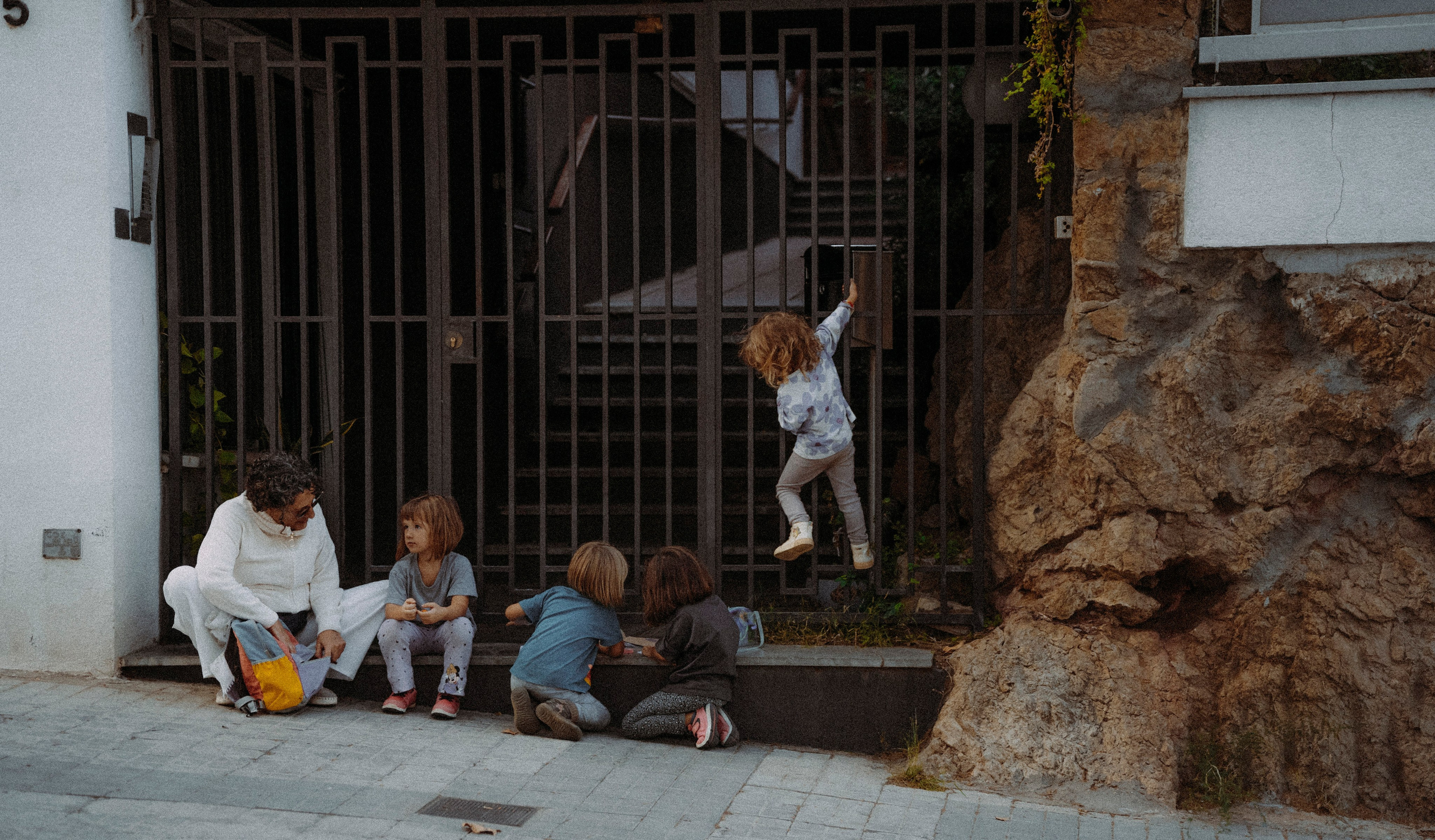 ЕВРОТУР. Стрит-фотография, полная абсурда, идиотизма и красоты