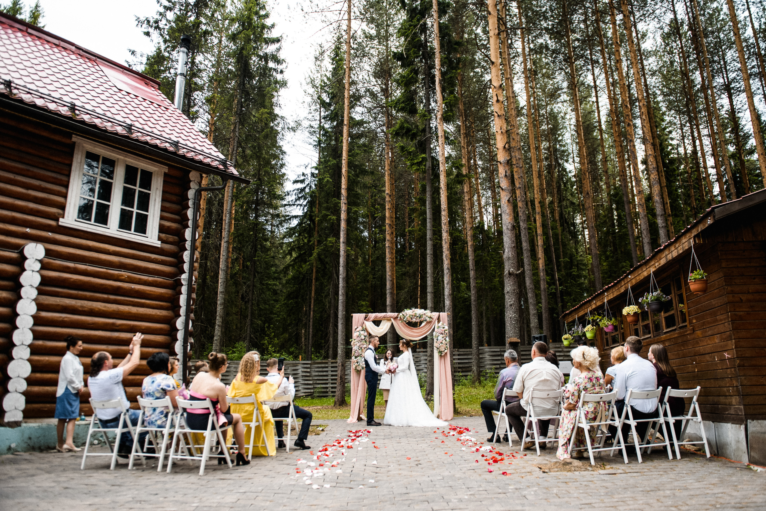 10 тысяч километров. Свадебный и портретный фотограф Пётр Ладанов
