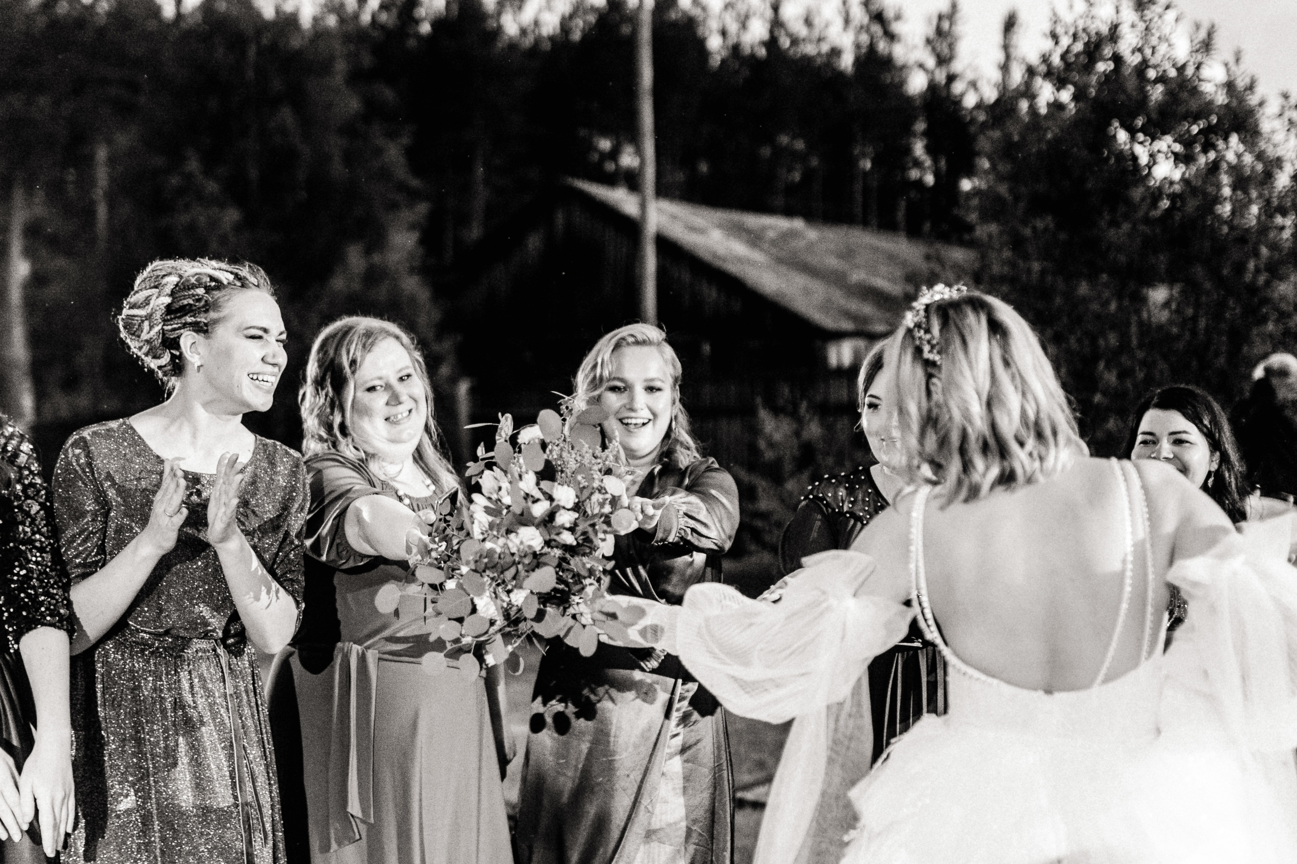 Обещали дождь. Свадебный и портретный фотограф Пётр Ладанов