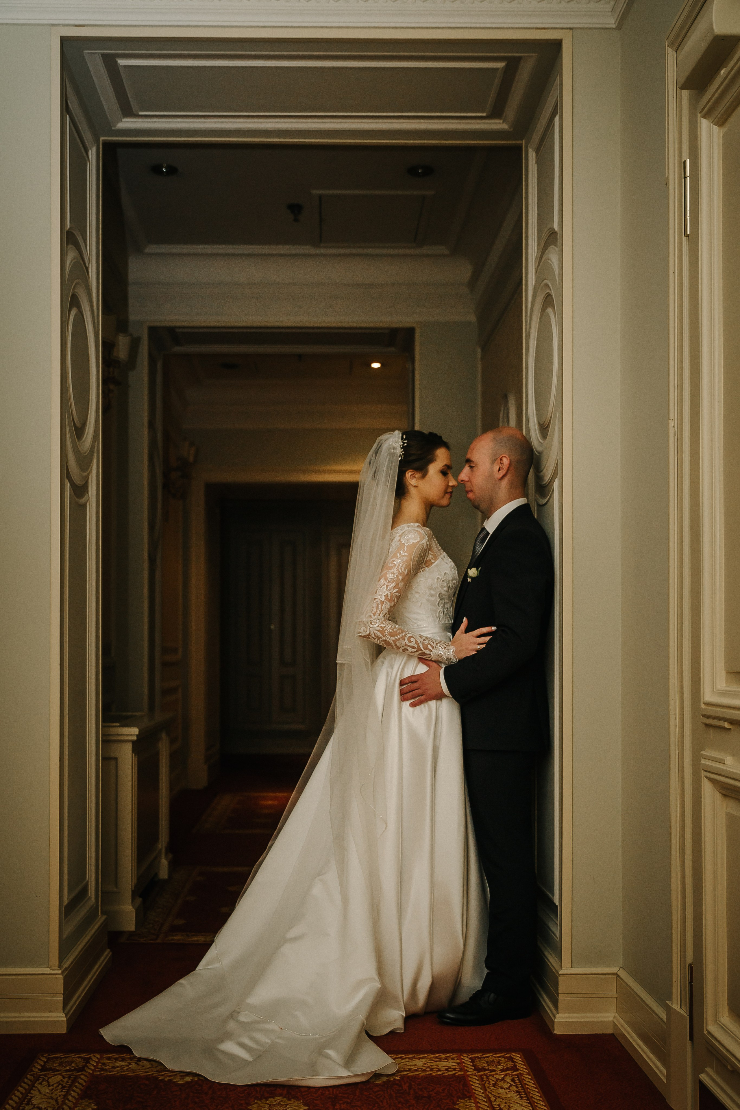 ОКТЯБРЬ | Дворец № 1 Талион, Особняк военного министра. Свадебный фотограф в Санкт-Петербурге Полина Корзухина