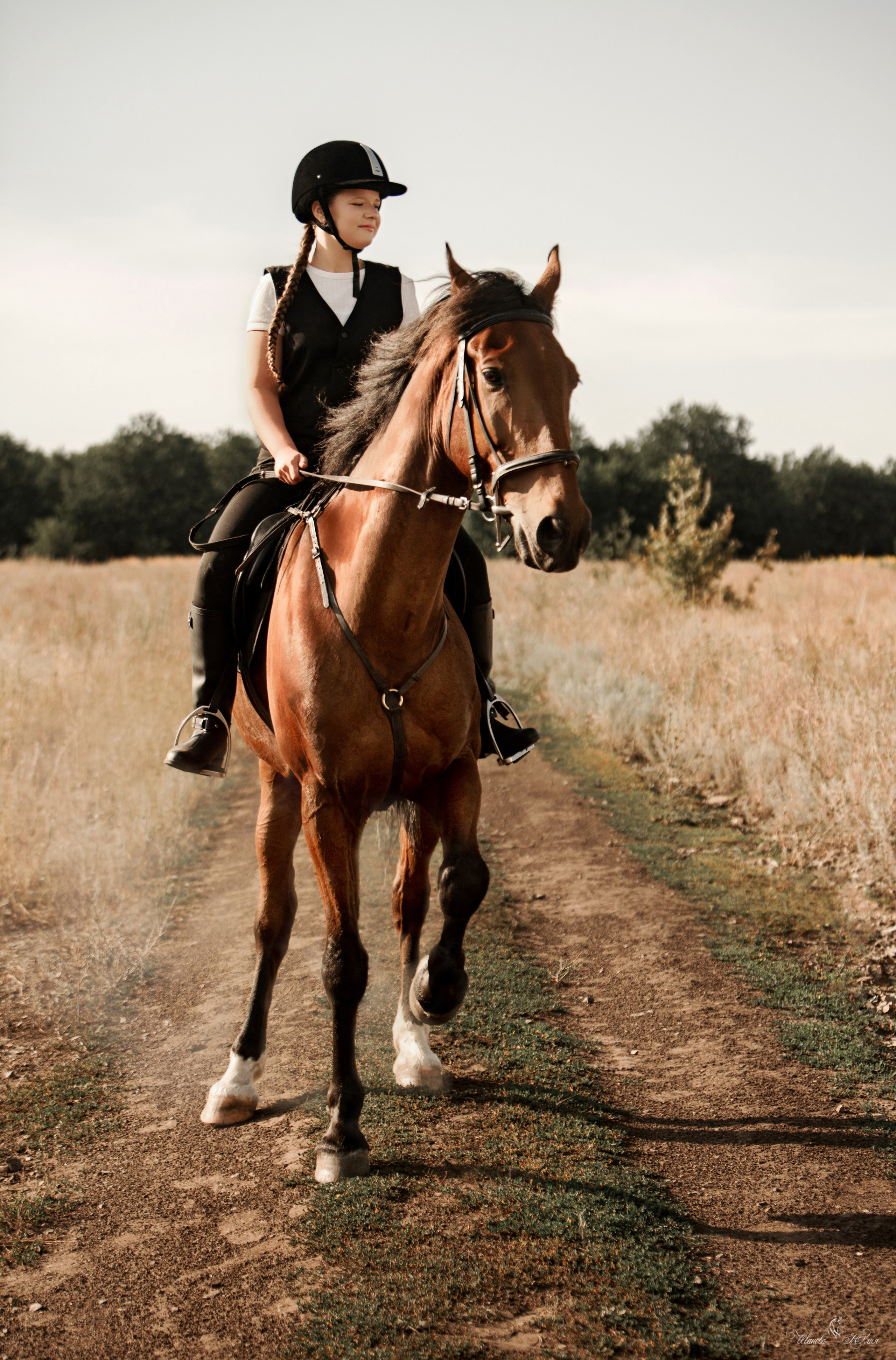 Всадница Карина и Финист. Конный фотограф в Саратове Юлия Иванова