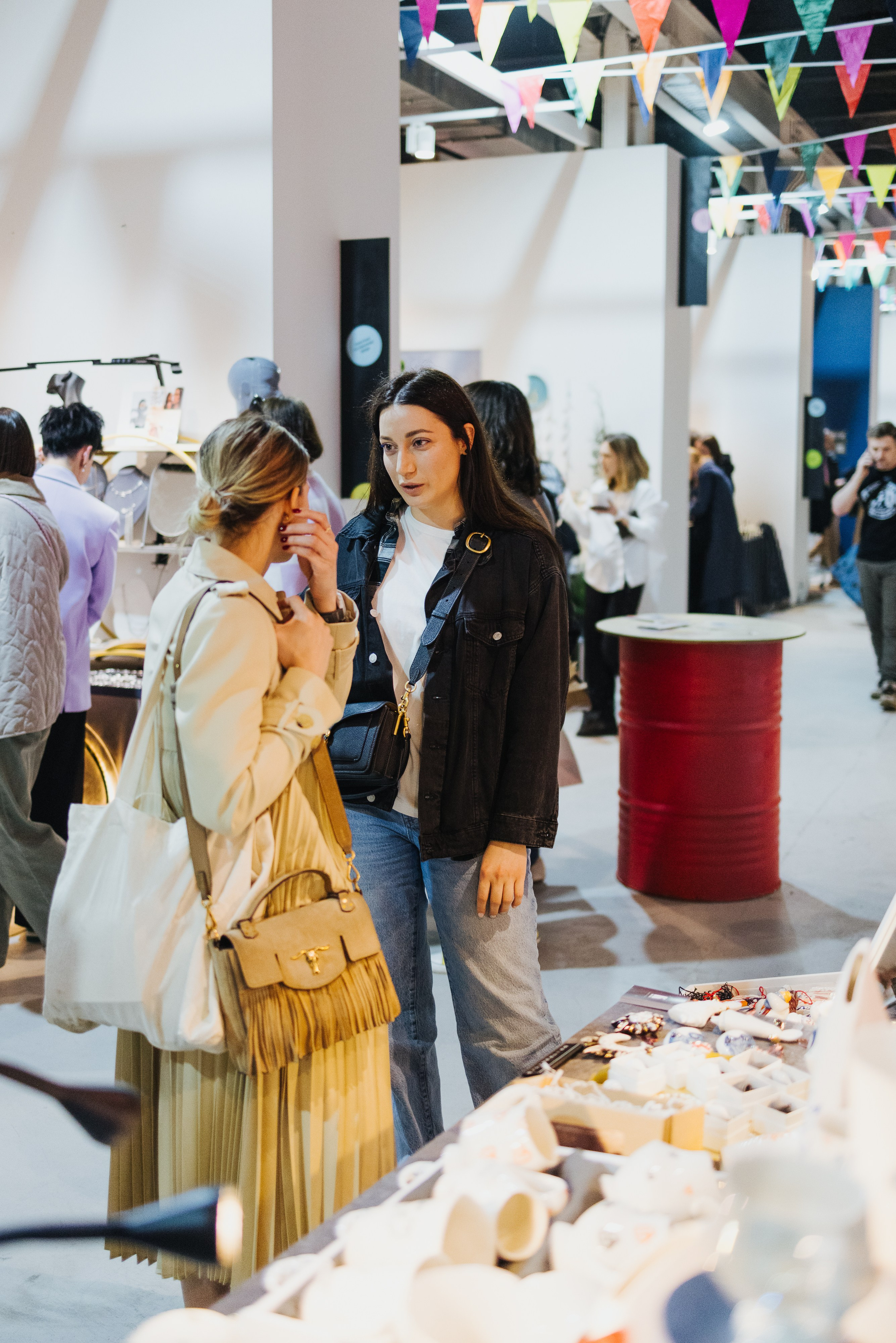 28–29 апреля 2024 в Типографии Сытина / День 1/ фото Валерий Белобеев. Фотоотчеты «Ламбада-маркета»
