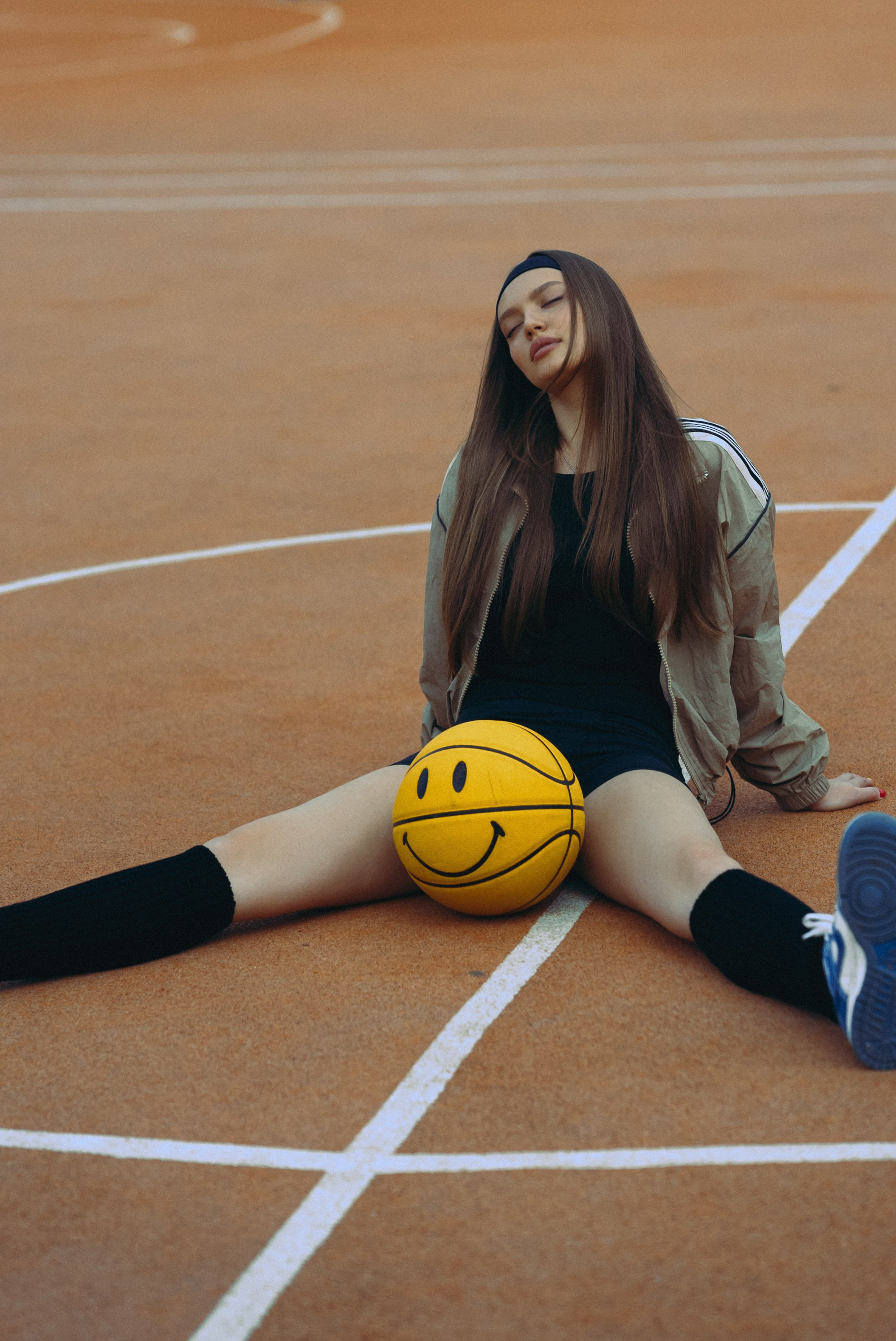 Стефания. Баскетбол. Фотограф Екатерина Золотовская. Портретные, семейные и креативные фотосессии в Москве