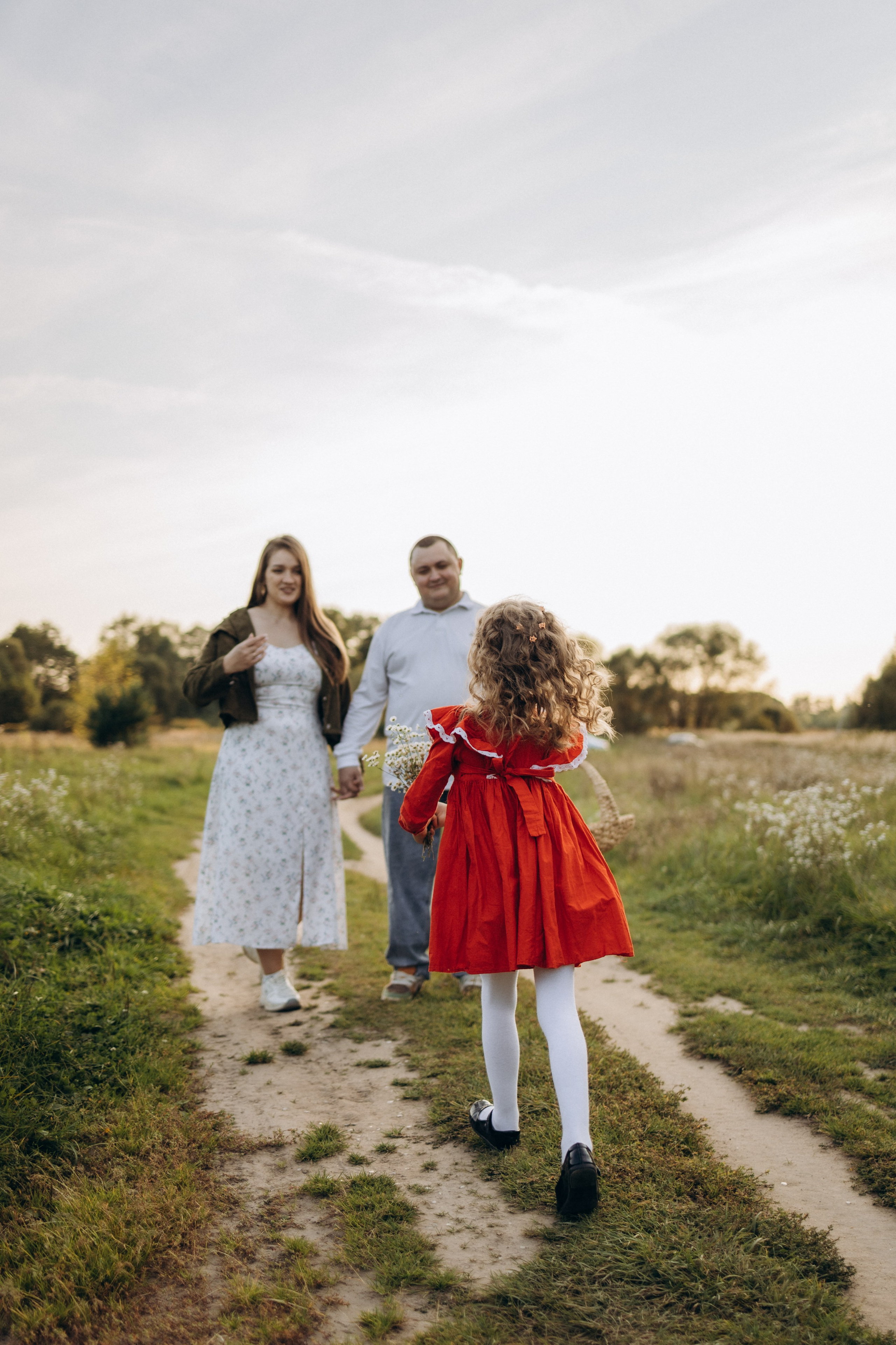 Семейная фотосессия (15.09.2025 г.) г. Жуков (Калужская обл.). Надежда Стар семейный и церковный фотограф в Жукове и Калужской области