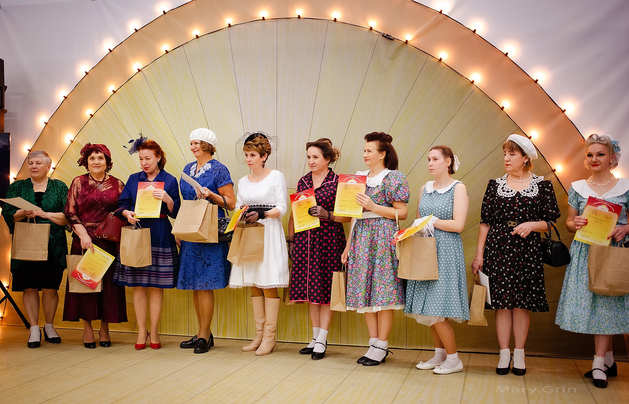 Показ моды 40х лет. Православная ярмарка 2025. Детский и семейный фотограф, фотограф мероприятий Нижний Новгород