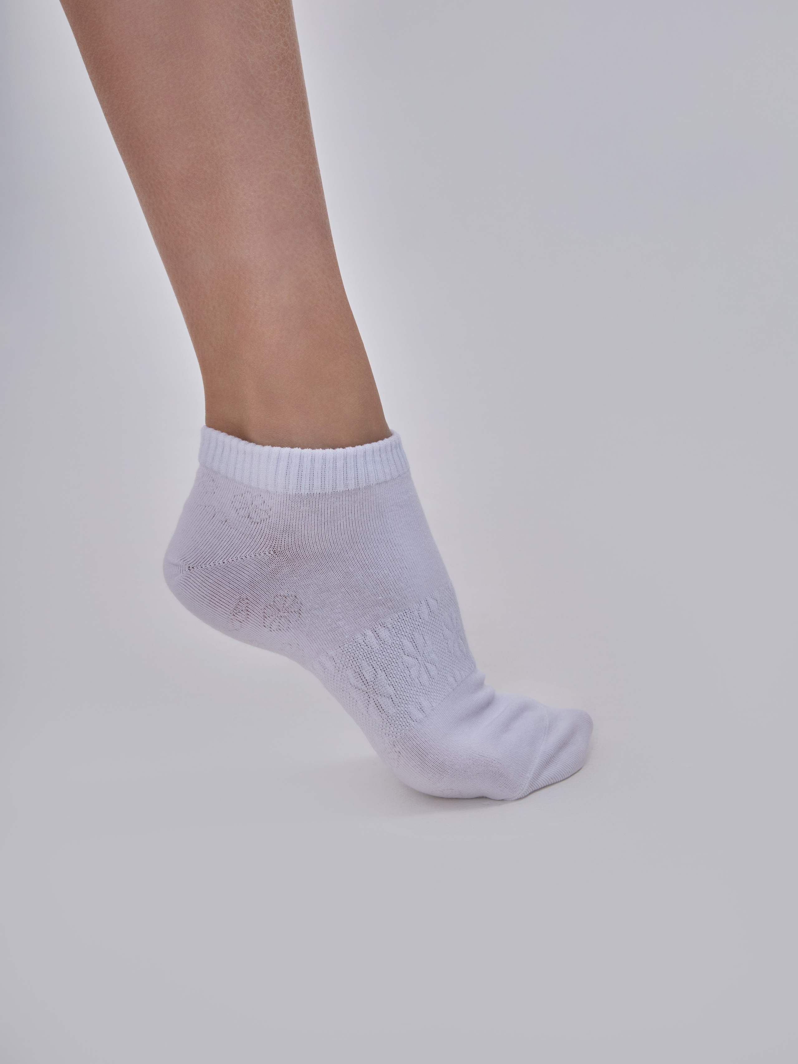 Носки. Фотограф