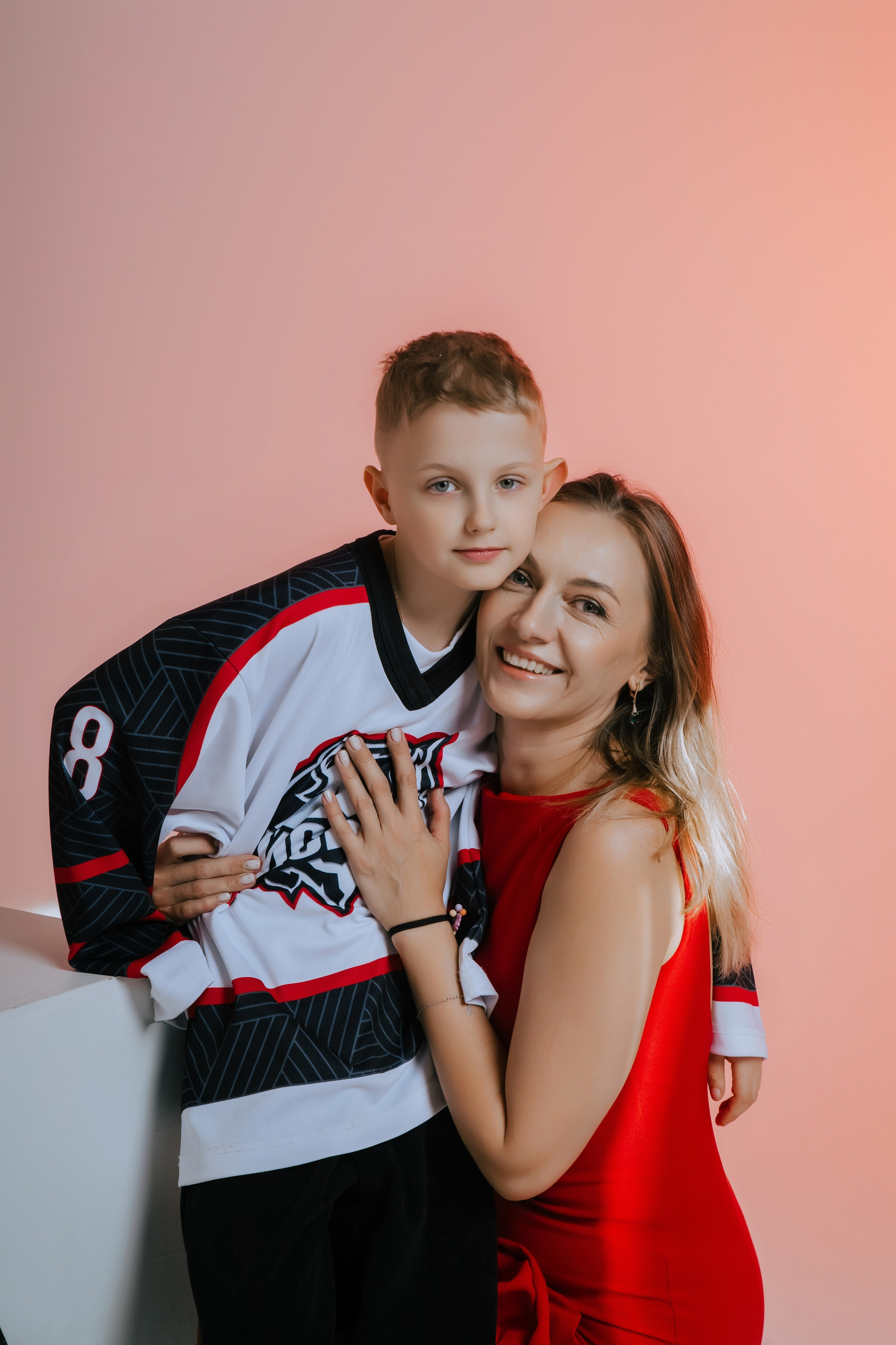 Звезда хоккея. Фотограф Ярмишко Дарья. Выпускные фотокниги