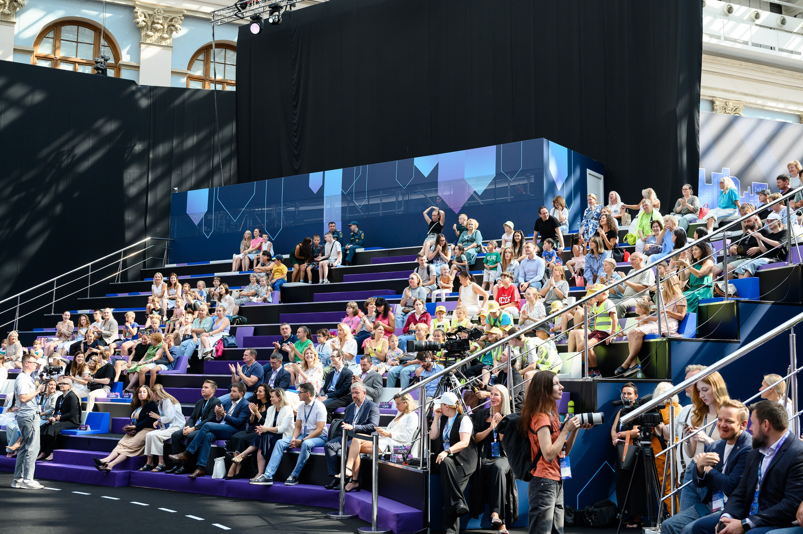 Семейный фестиваль «Безопасная цифра». Москва 2030. Репортажный и свадебный фотограф в Москве