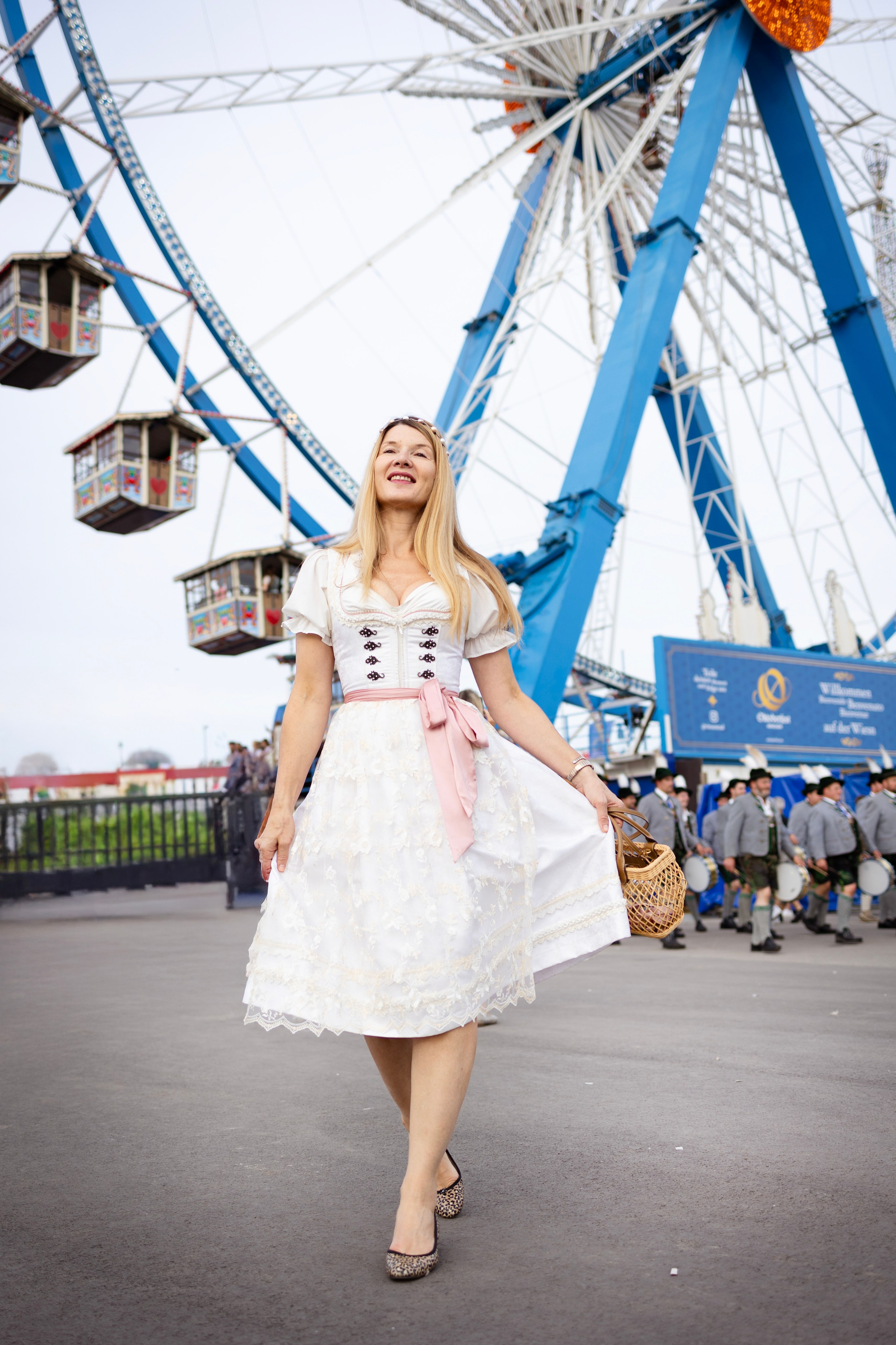 Oktoberfest. Photographer in Munich
