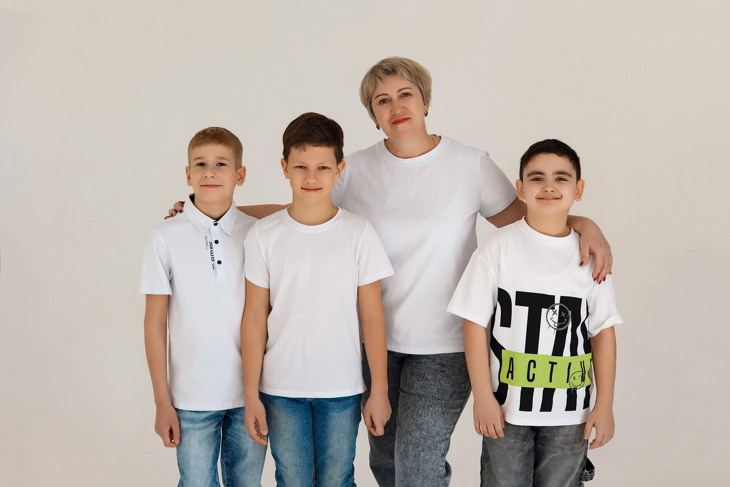 4 класс съемка в фотостудии. Фотограф Любовь Корниенко, Примоский край