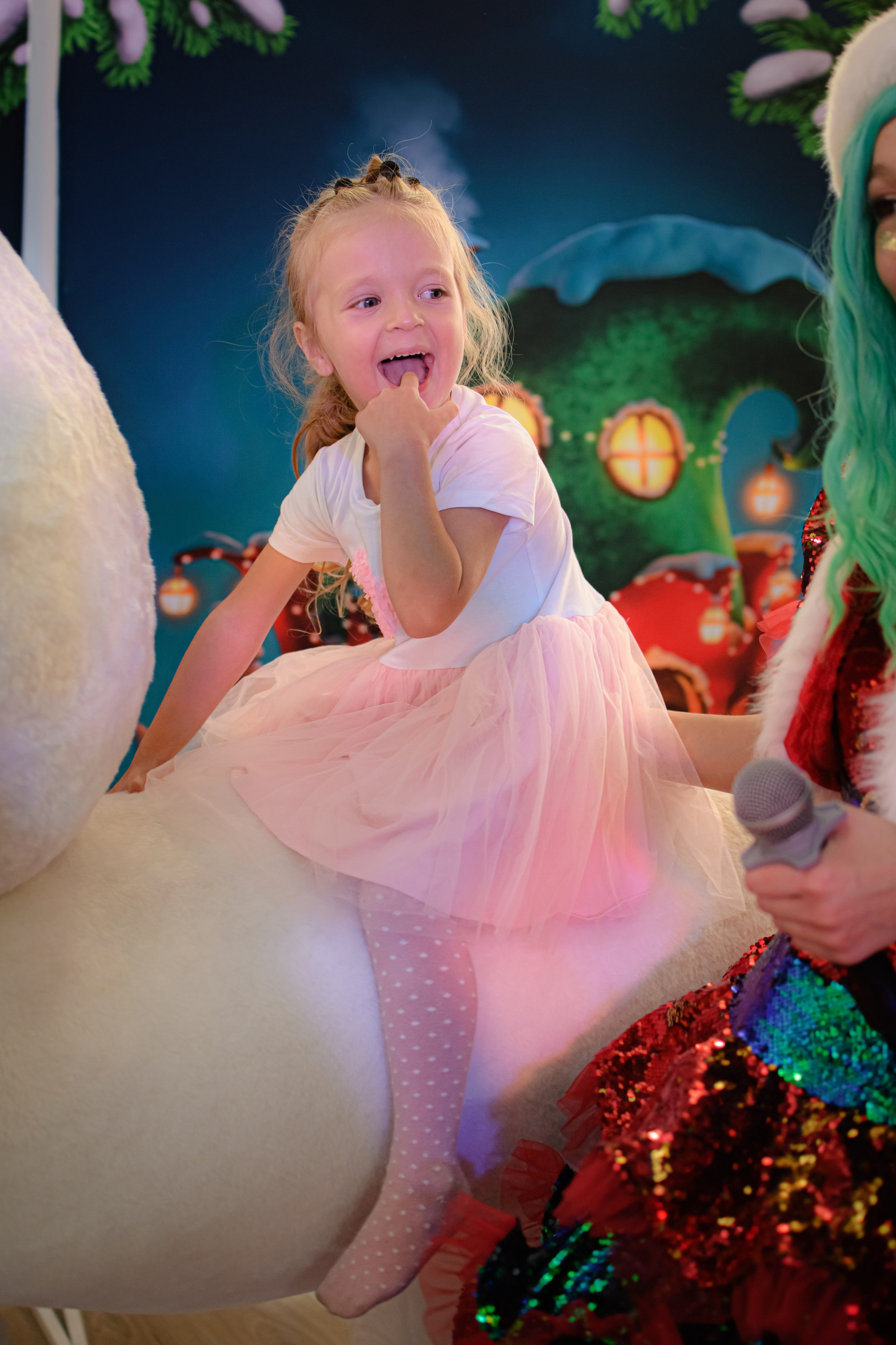 HAPPY NEW YEAR. Photokarish