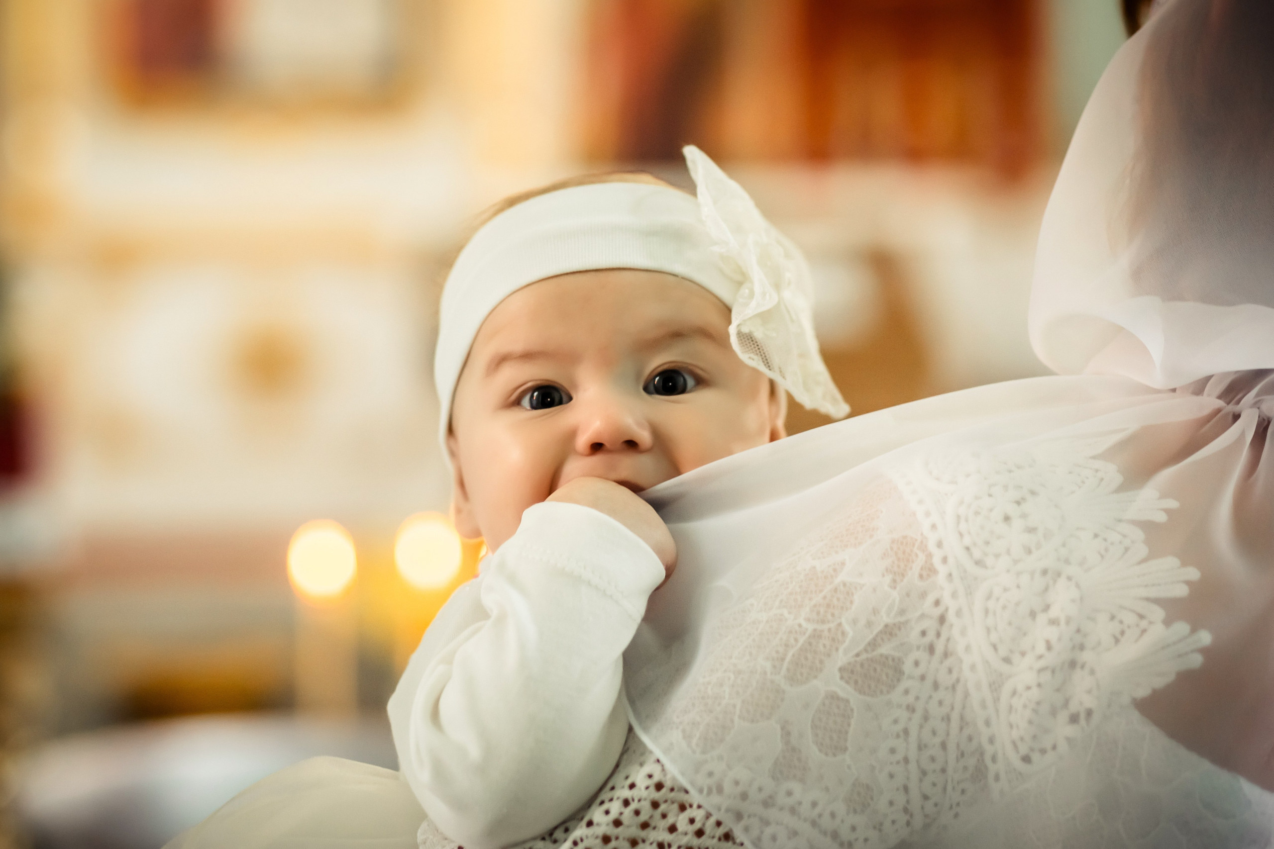 Крещение Милании и Эмилии