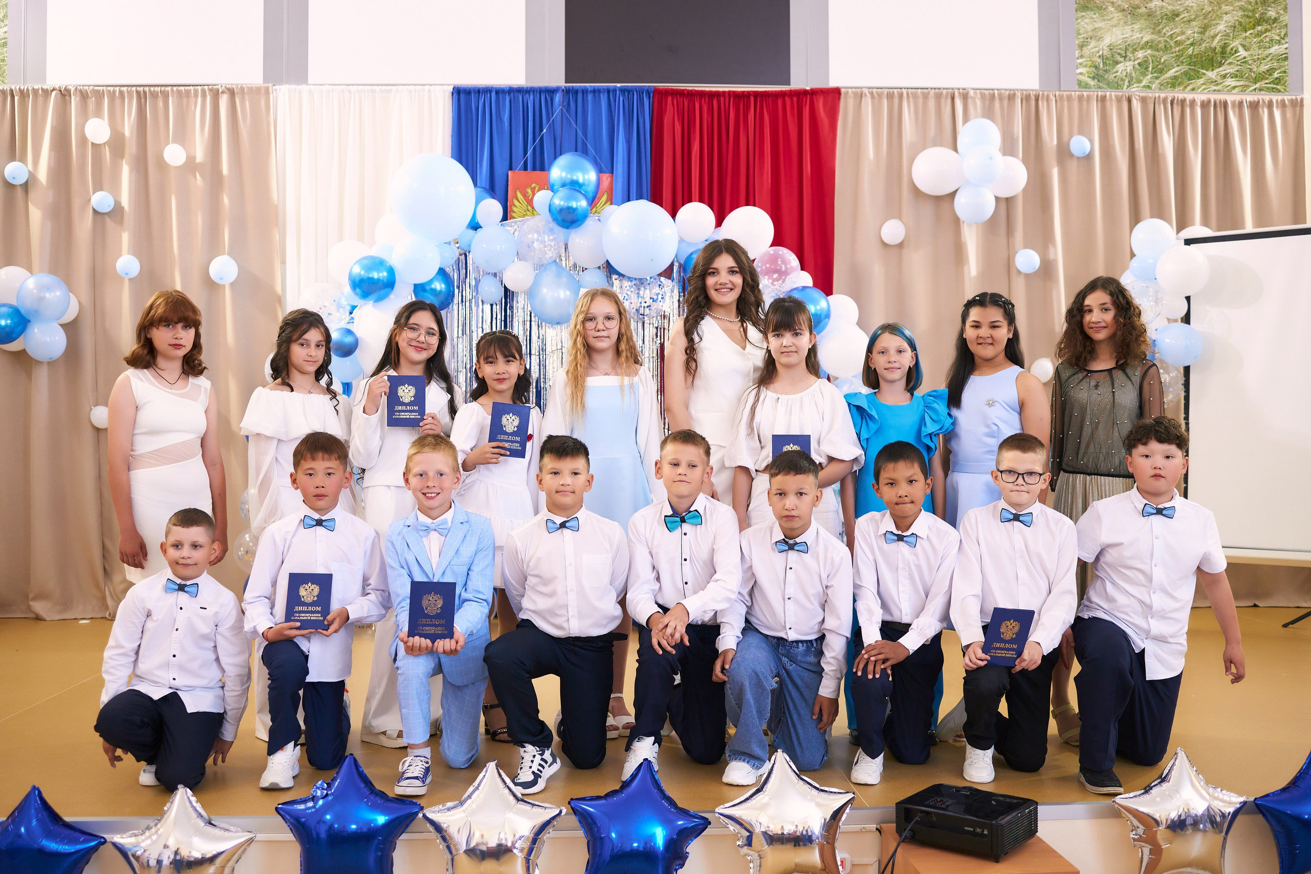 Школьные выпускные альбомы в Оренбурге. Свадебный фотограф в Оренбурге Елена Рязапова