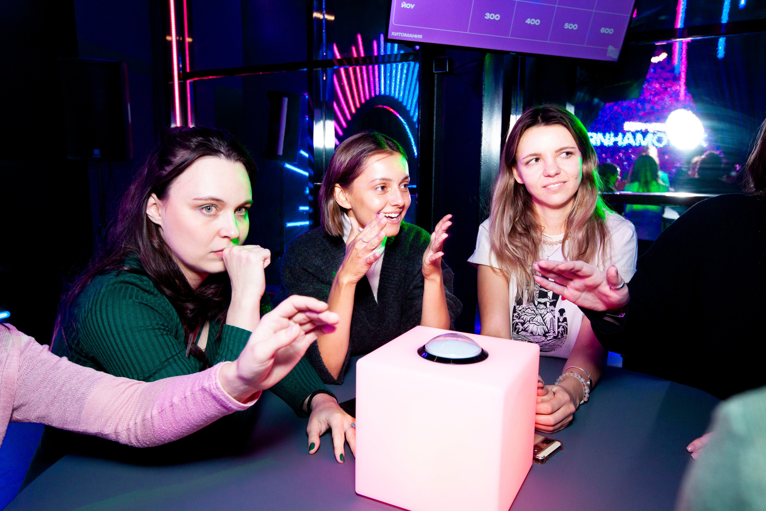 Хитомания. Stanislav Baryshev — People. Emotions. Atmosphere