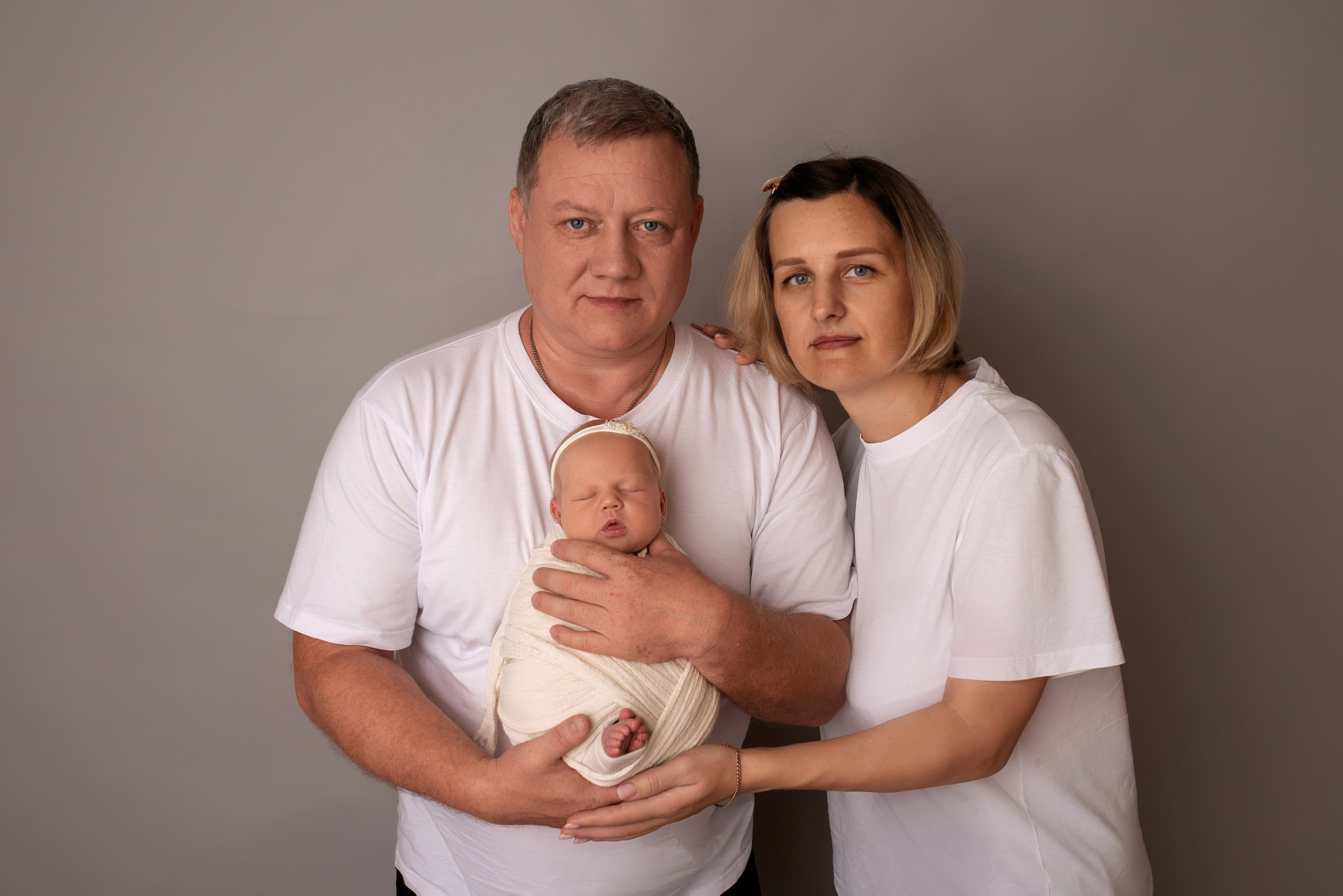 Новорождённые (в обмотках). Детский фотограф новорождённых в Минске Боровик Екатерина