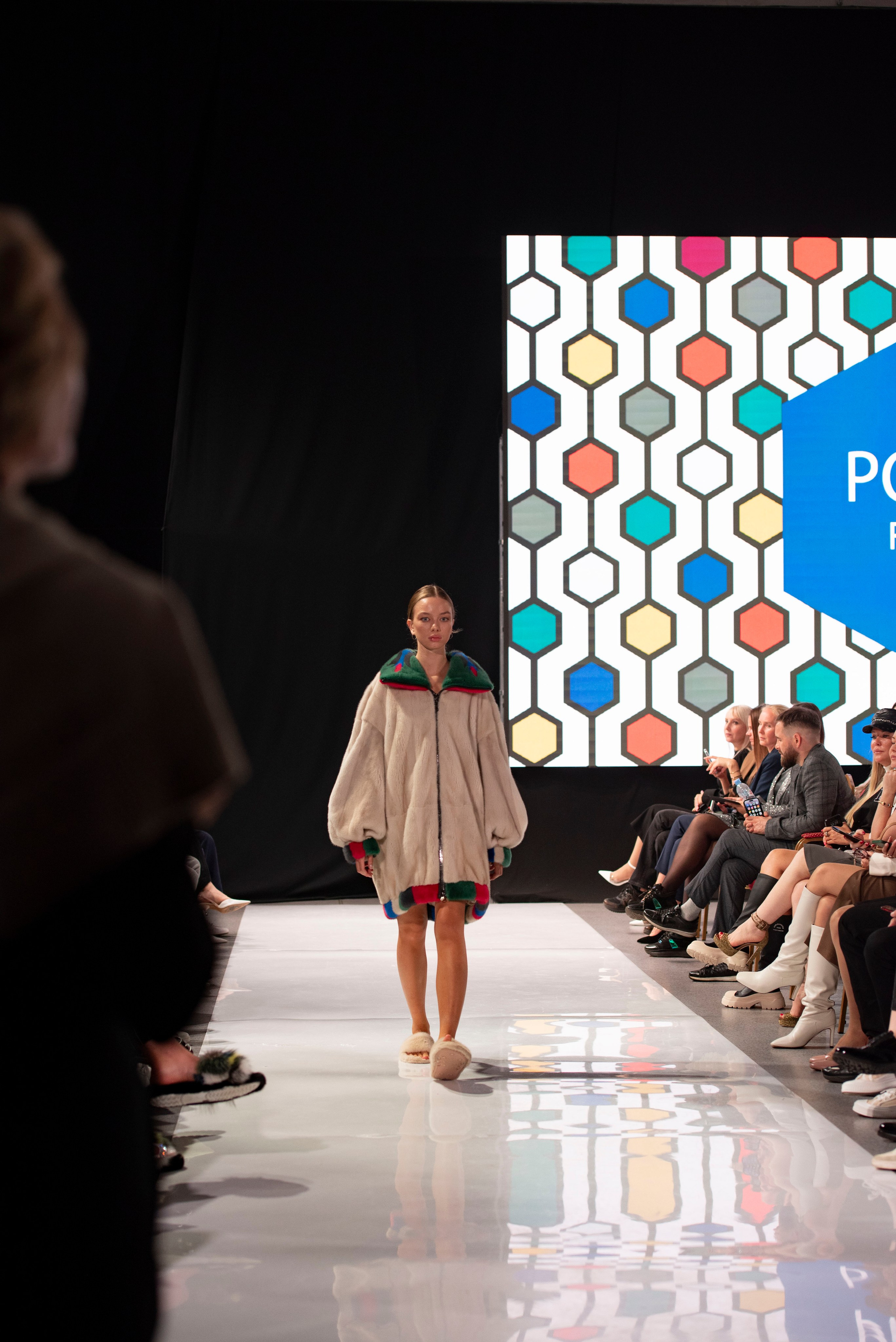 Фотограф на модельный показ. Свадебный, семейный, фэшн фотограф, школьный фотограф в Сочи