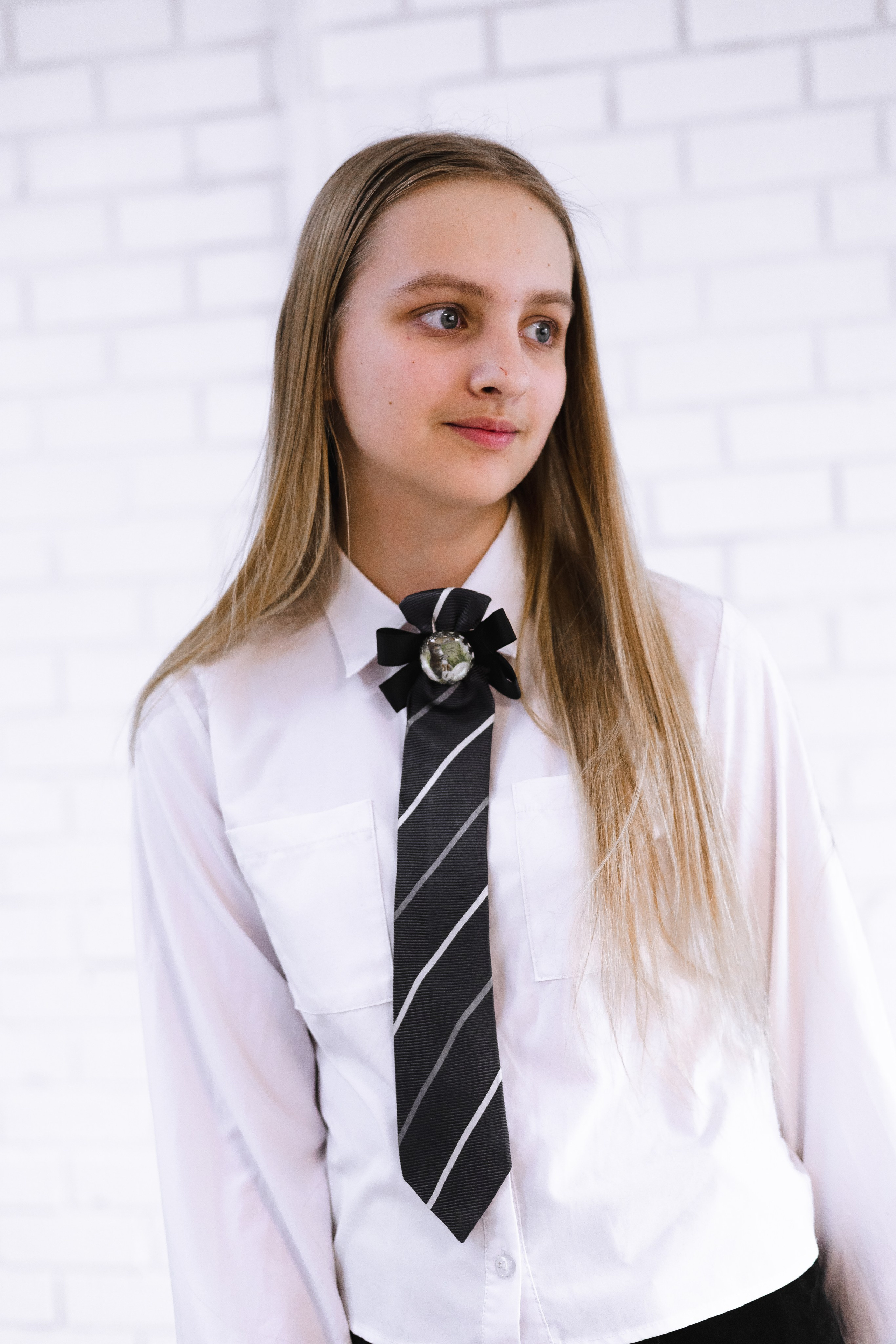 Галстук-переделка — стильное решение для оригинального образа девочки-подростка. Школа для девочек во Владивостоке — Само Совершенство