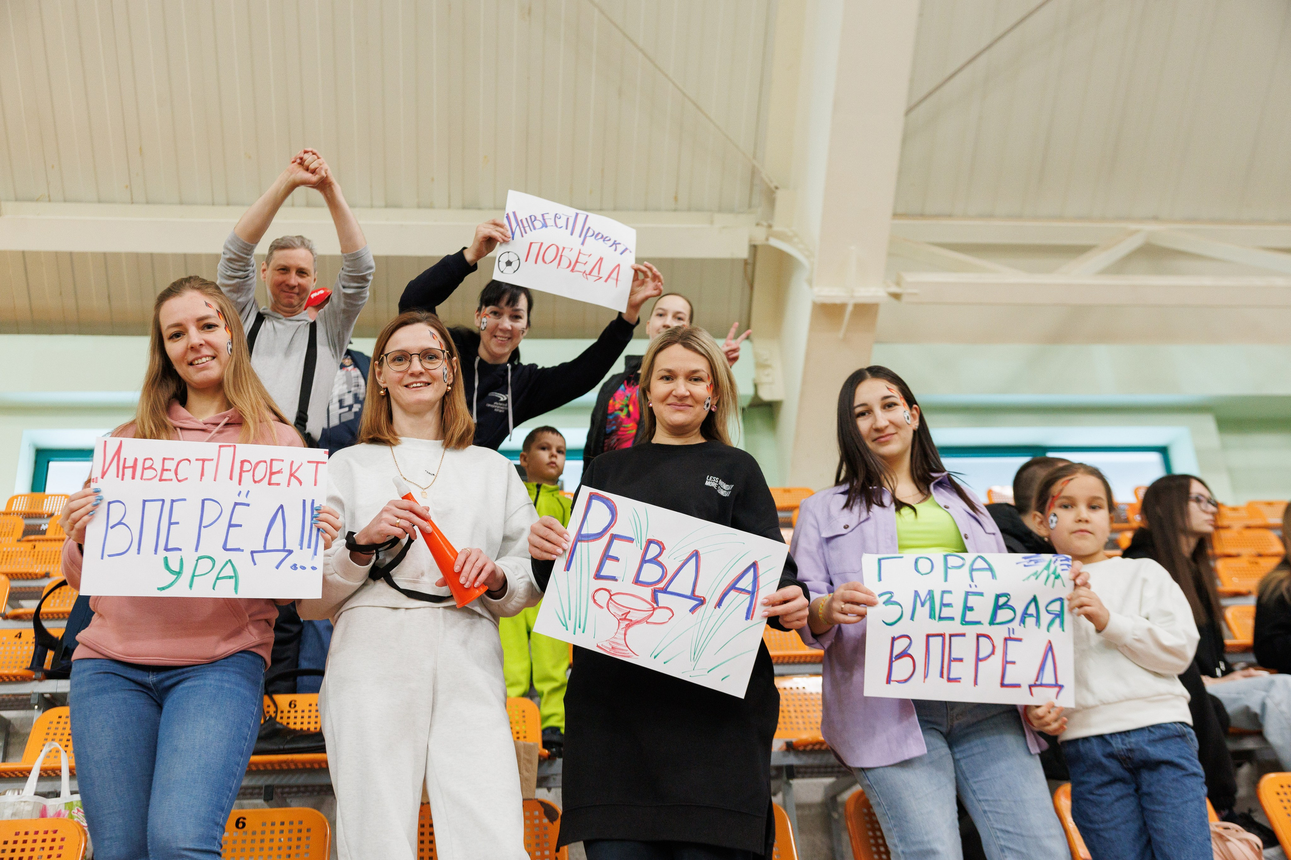 Фотограф на корпоративный футбольный турнир. Контент для бизнеса в Екатеринбурге Полдень Медиа
