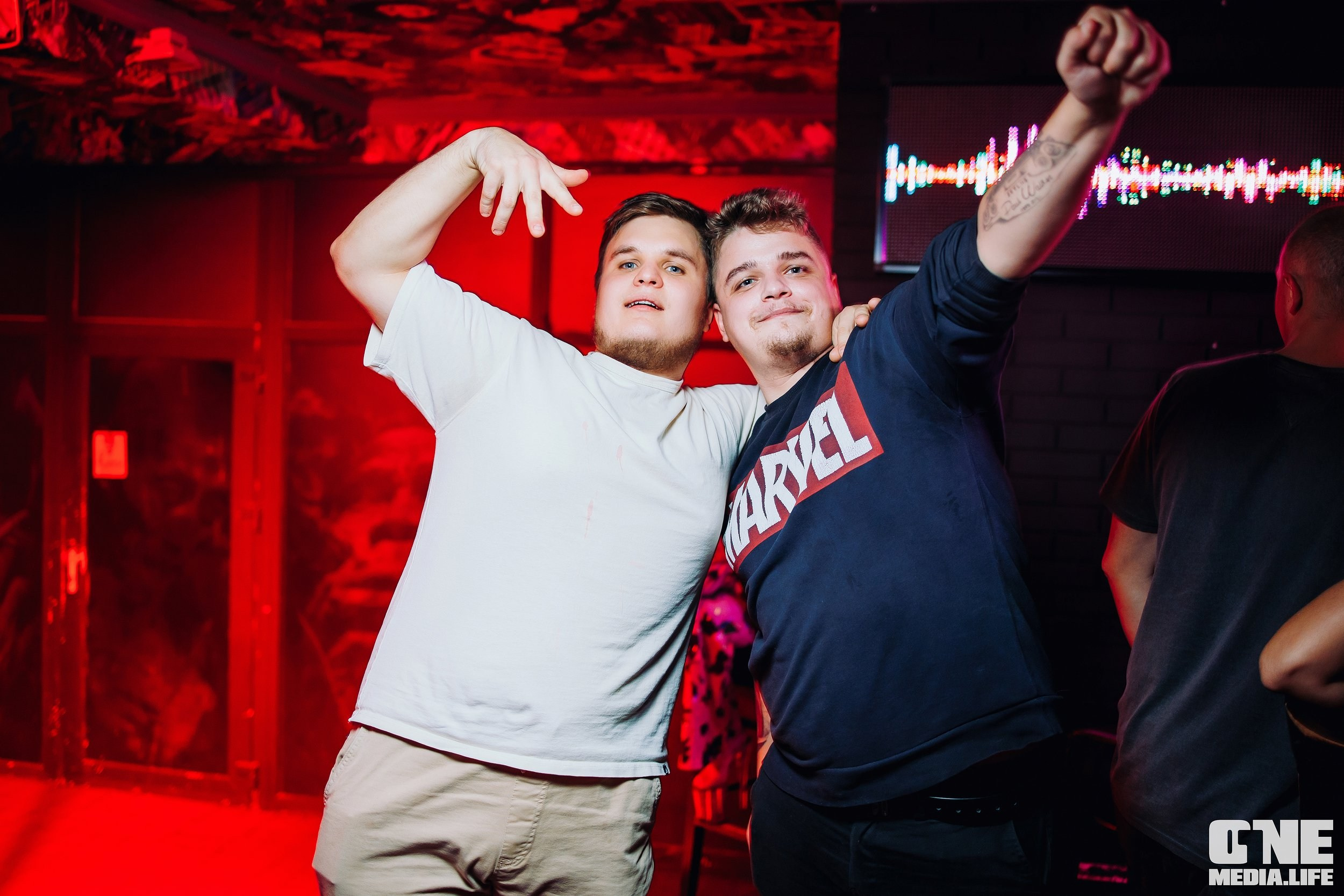 Фоторепортаж из бара XxxX. One Media Life: фоторепортажи, фотоотчеты с мероприятий и заведений