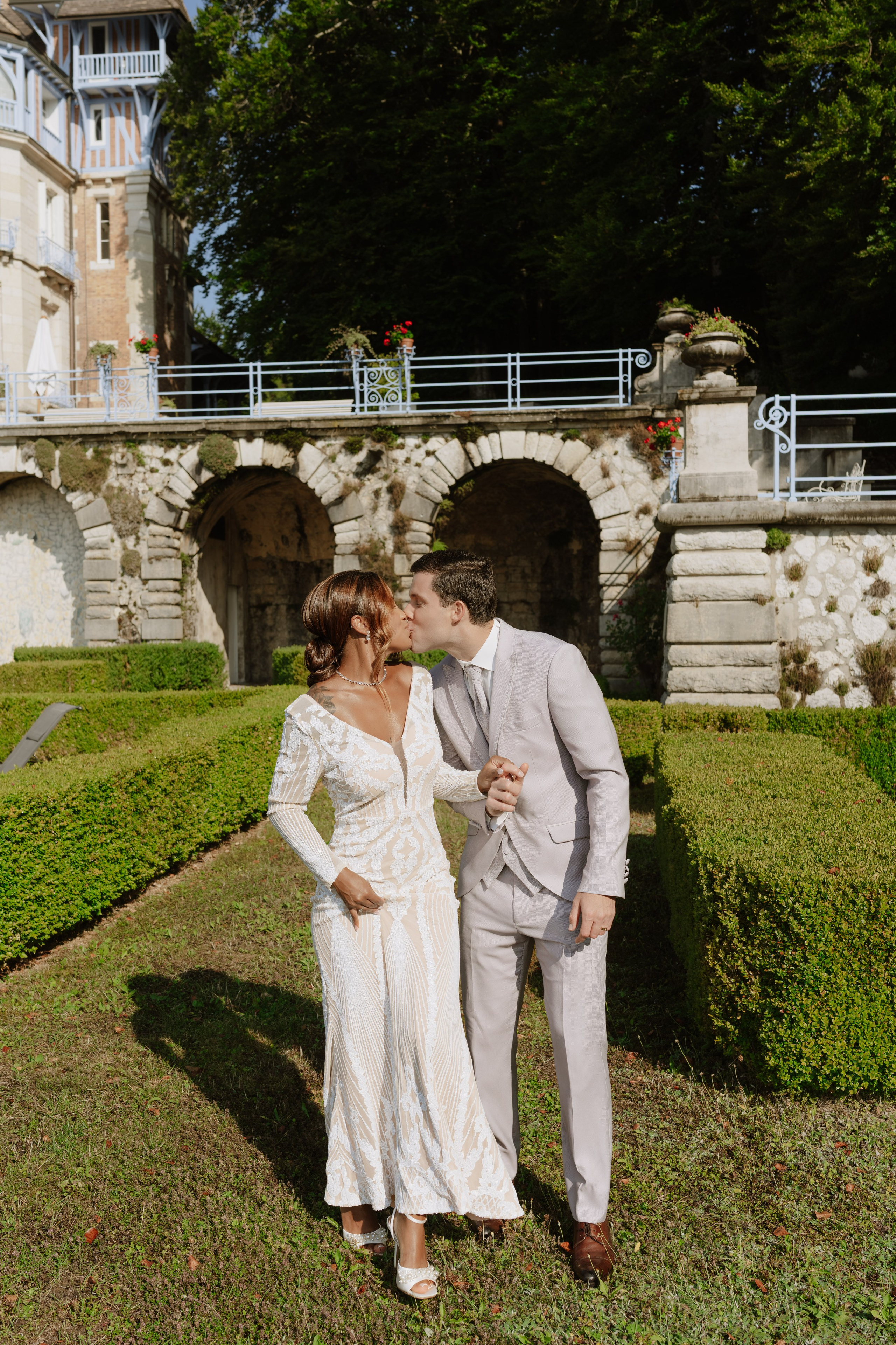 Samara & Vincent | civil wedding. Professional Wedding Photographer Geneva & Romande Switzerland | Tanya Creator