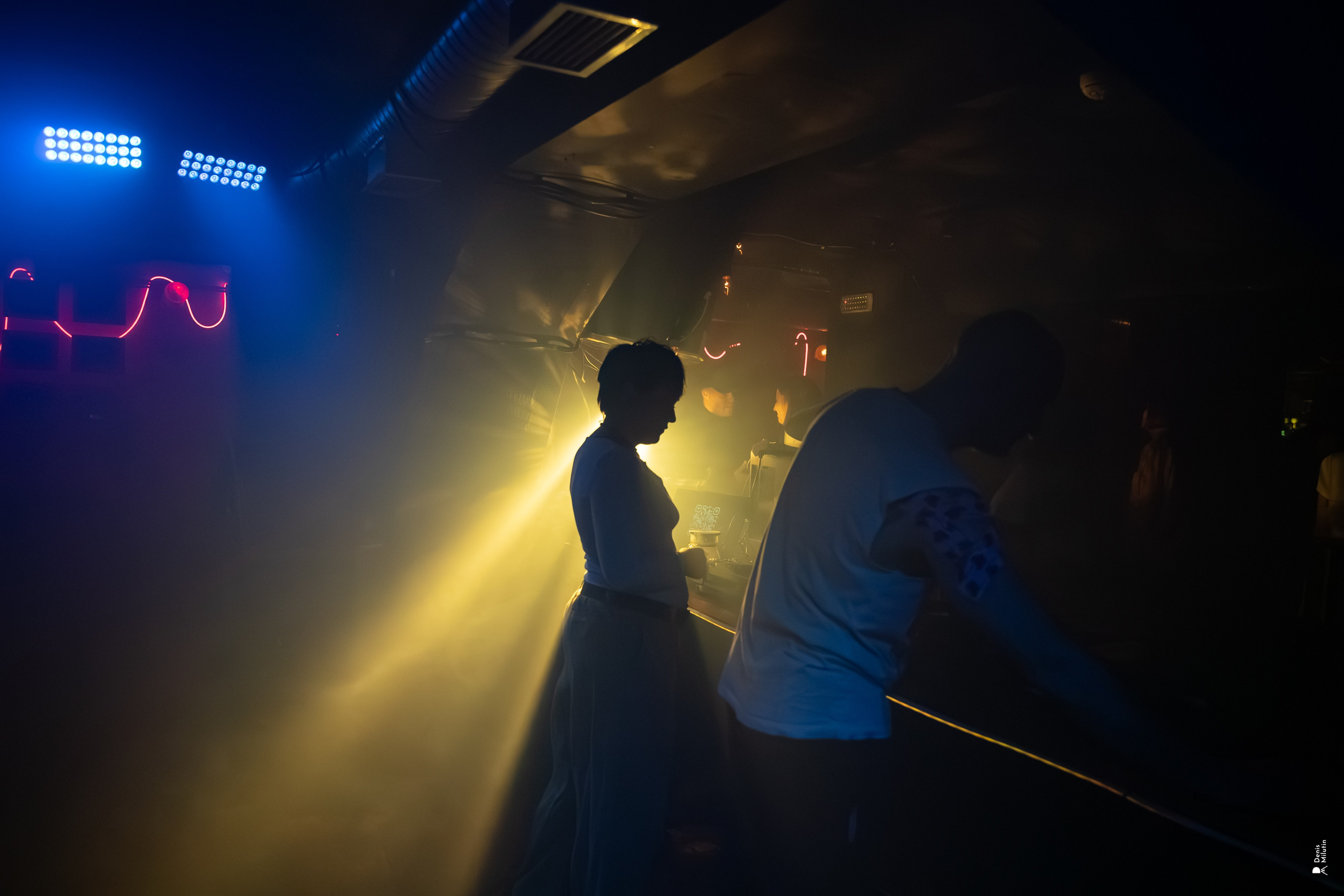 Клуб Рядом — Дискотека 2000х. Портретный фотограф Денис Милютин