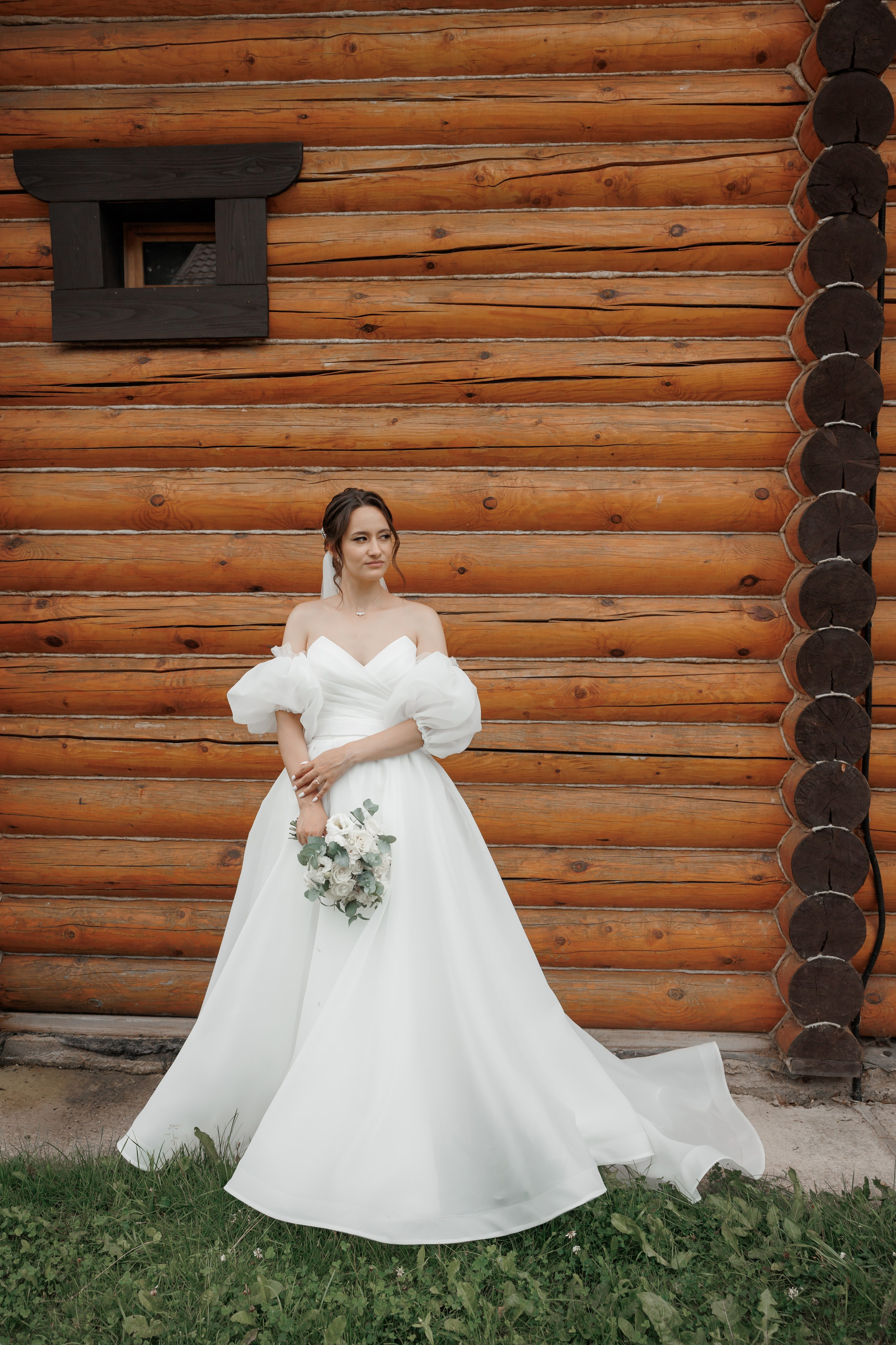 Полина и Дмитрий, загородный клуб «Барин», ЗАГС в г. Пушкино. Свадебный и репортажный фотограф (Москва, Королев и другие)