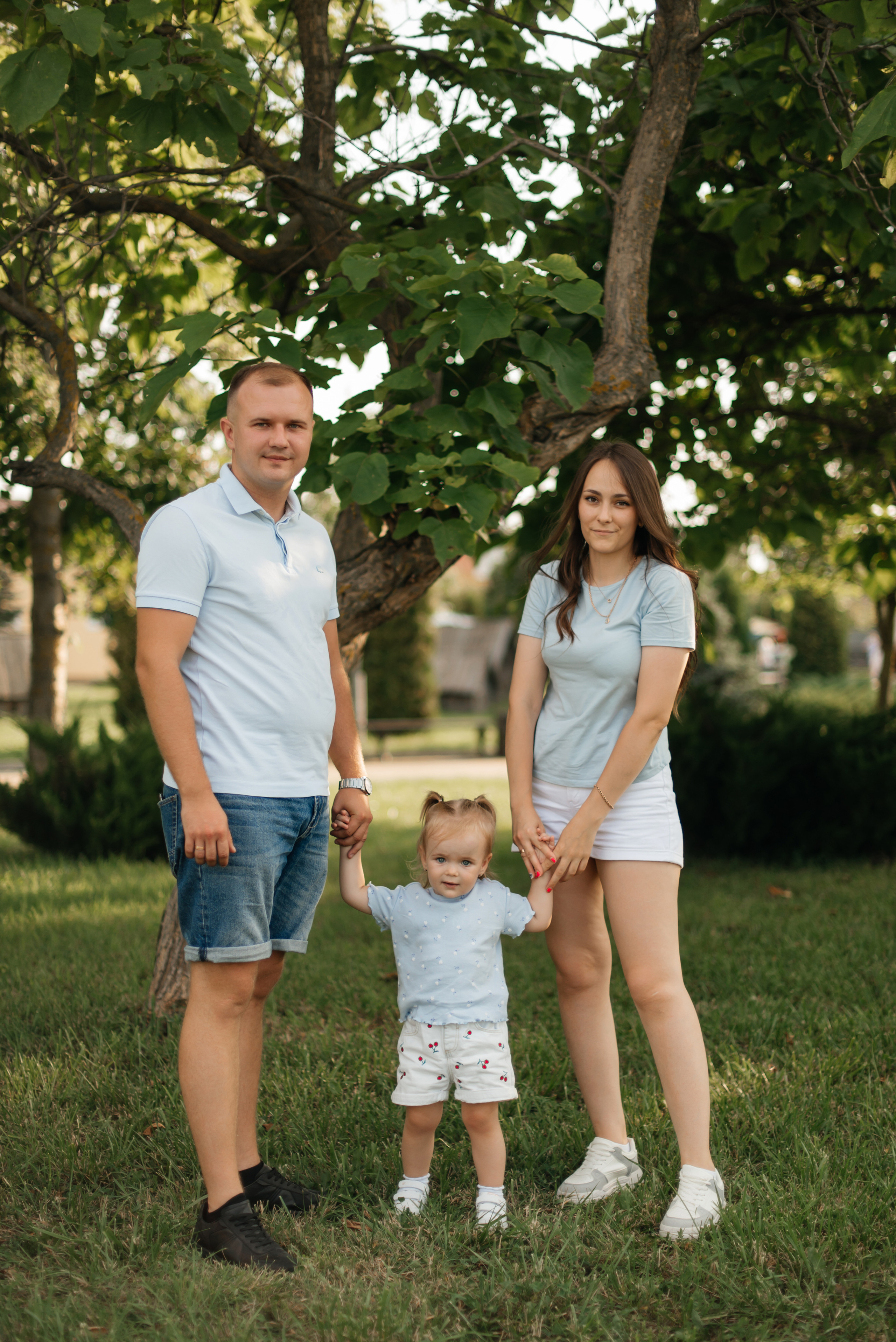 Семейная фотосессия летняя. Фотограф Палий Ульяна