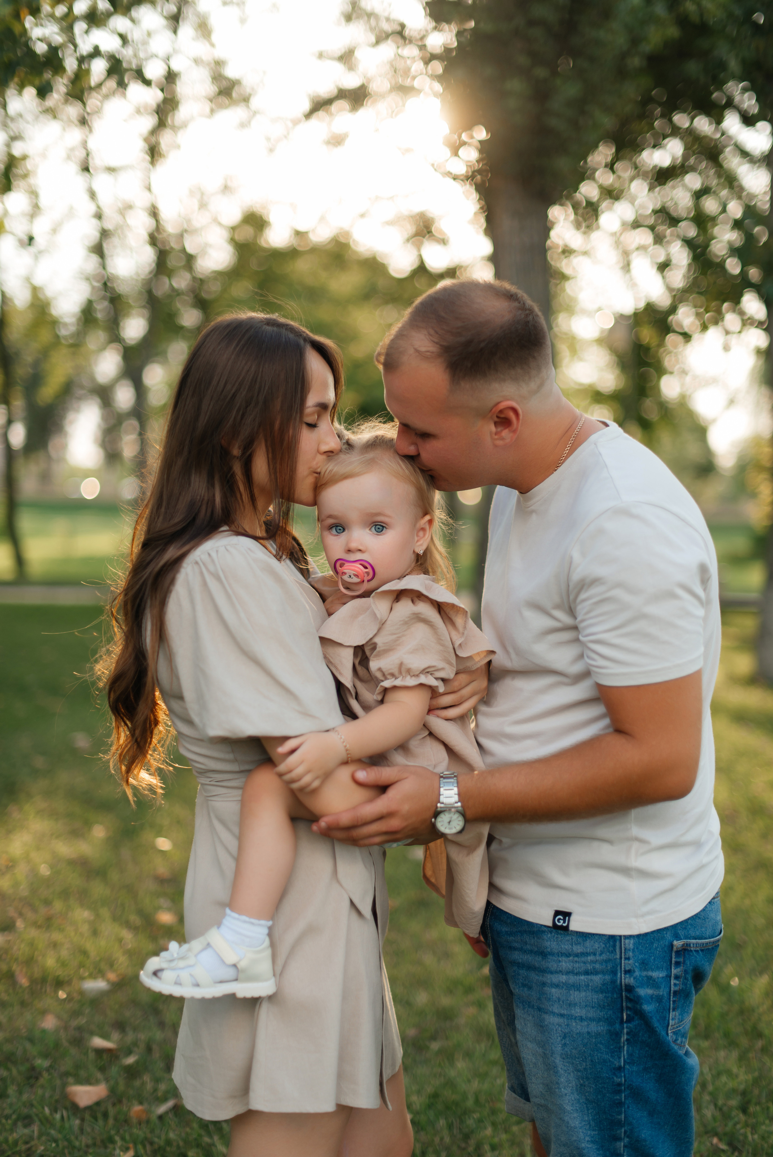 Семейная фотосессия летняя. Фотограф Палий Ульяна