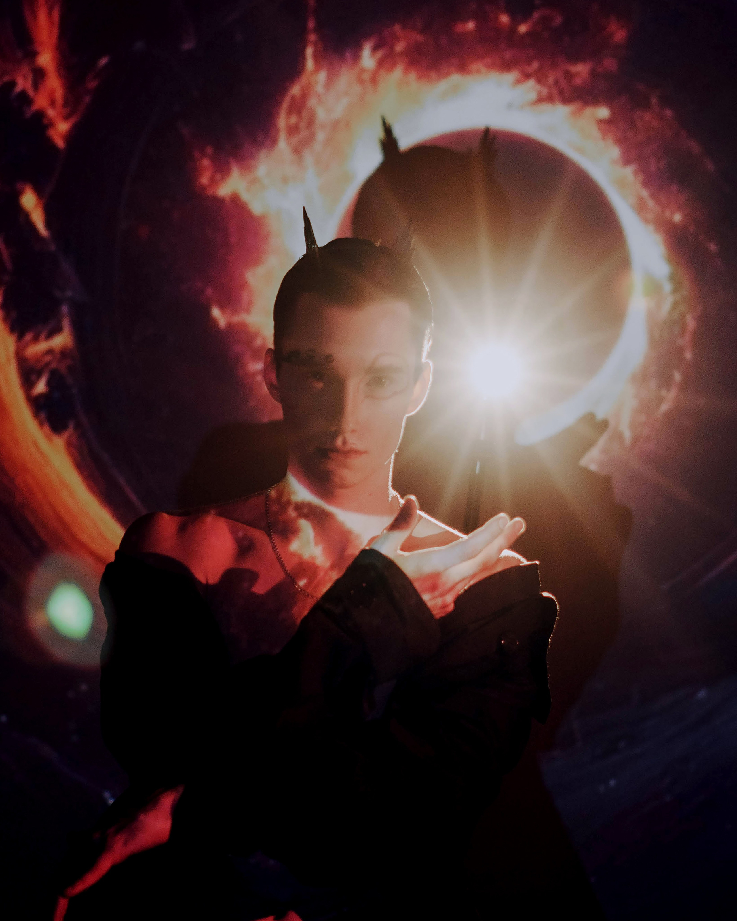 Креативная тематическая индивидуальная портретная съёмка. Фотограф Екатеринбург для вас или вашего бренда