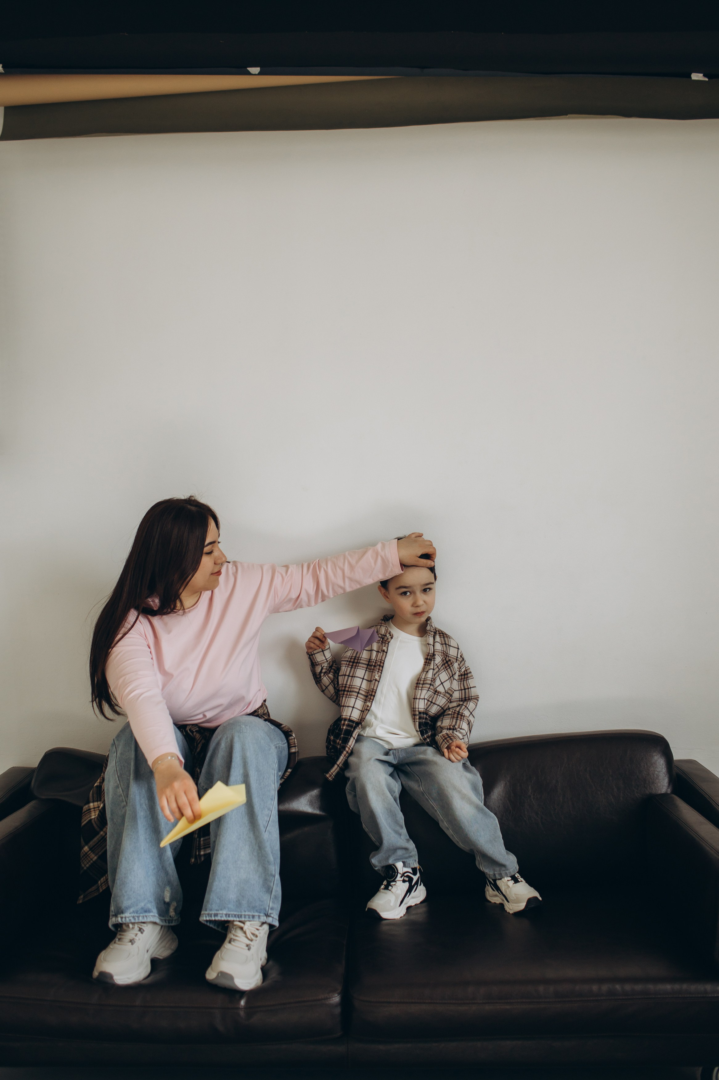 Фотосессия с попкорном фотосессия мама и сын. Фотограф Владимир Москва