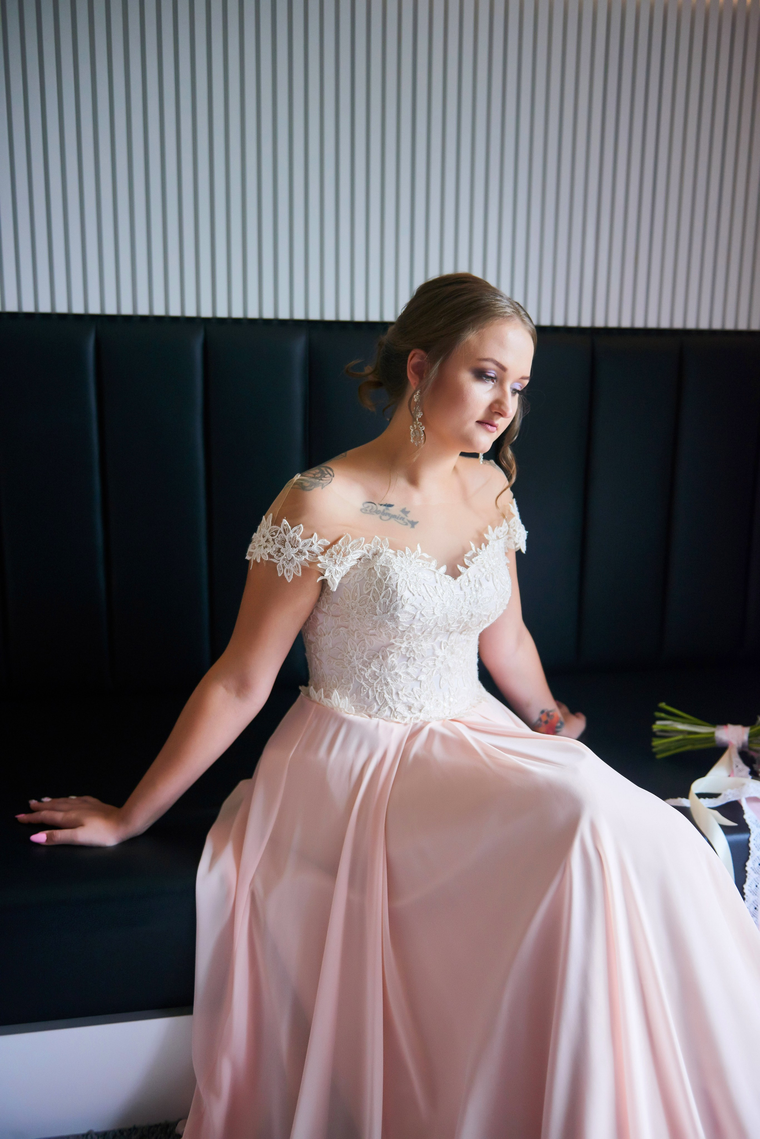 Ульяна и Дмитрий (свадебная прогулка в Сестрорецке под дождем, , фотосессия в верхнем парке Петергофа). Портретный, семейный и свадебный фотограф в Санкт-Петербурге и в Пушкине Ширяев Денис