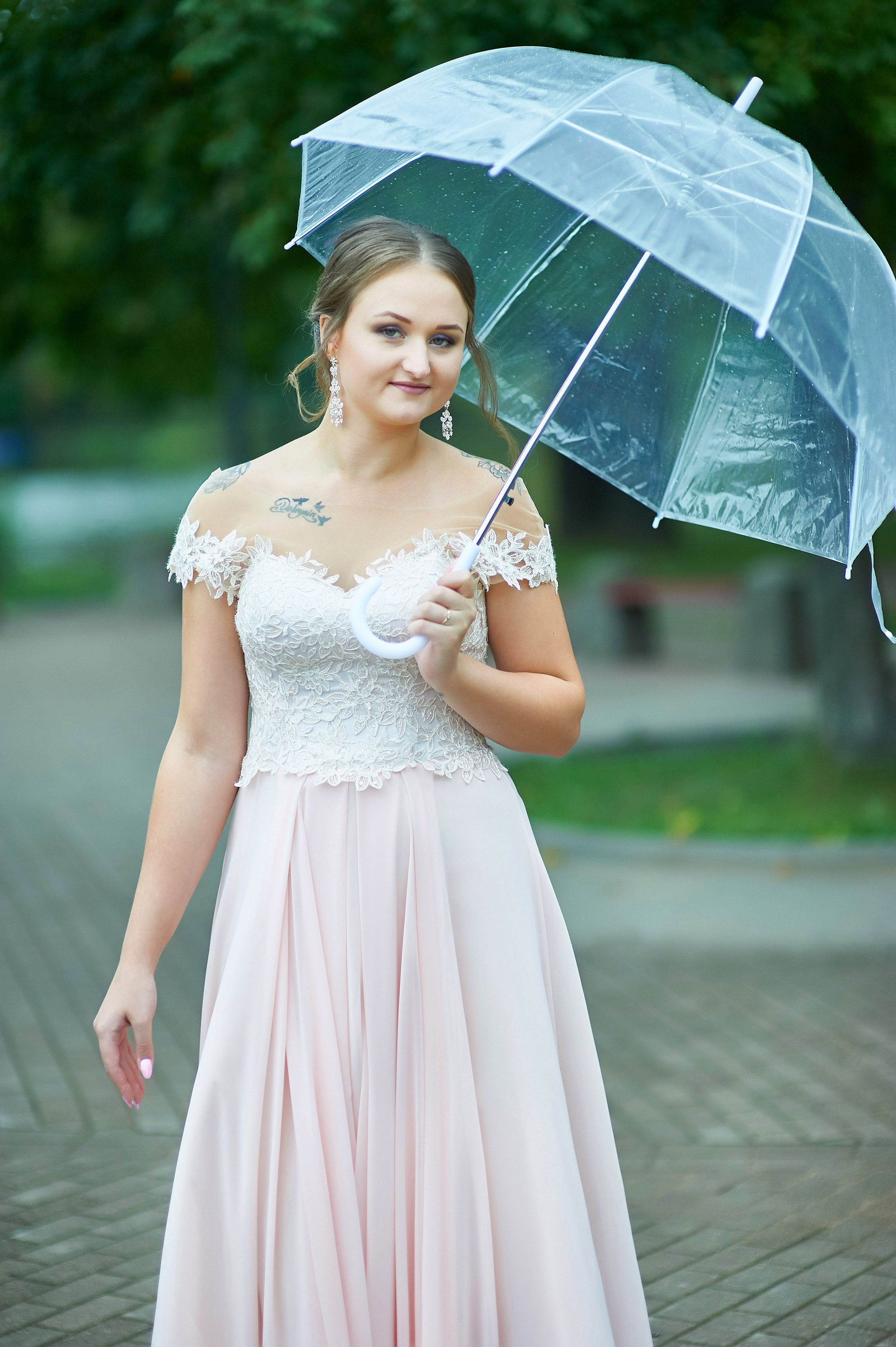 Ульяна и Дмитрий (свадебная прогулка в Сестрорецке под дождем, , фотосессия в верхнем парке Петергофа). Портретный, семейный и свадебный фотограф в Санкт-Петербурге и в Пушкине Ширяев Денис