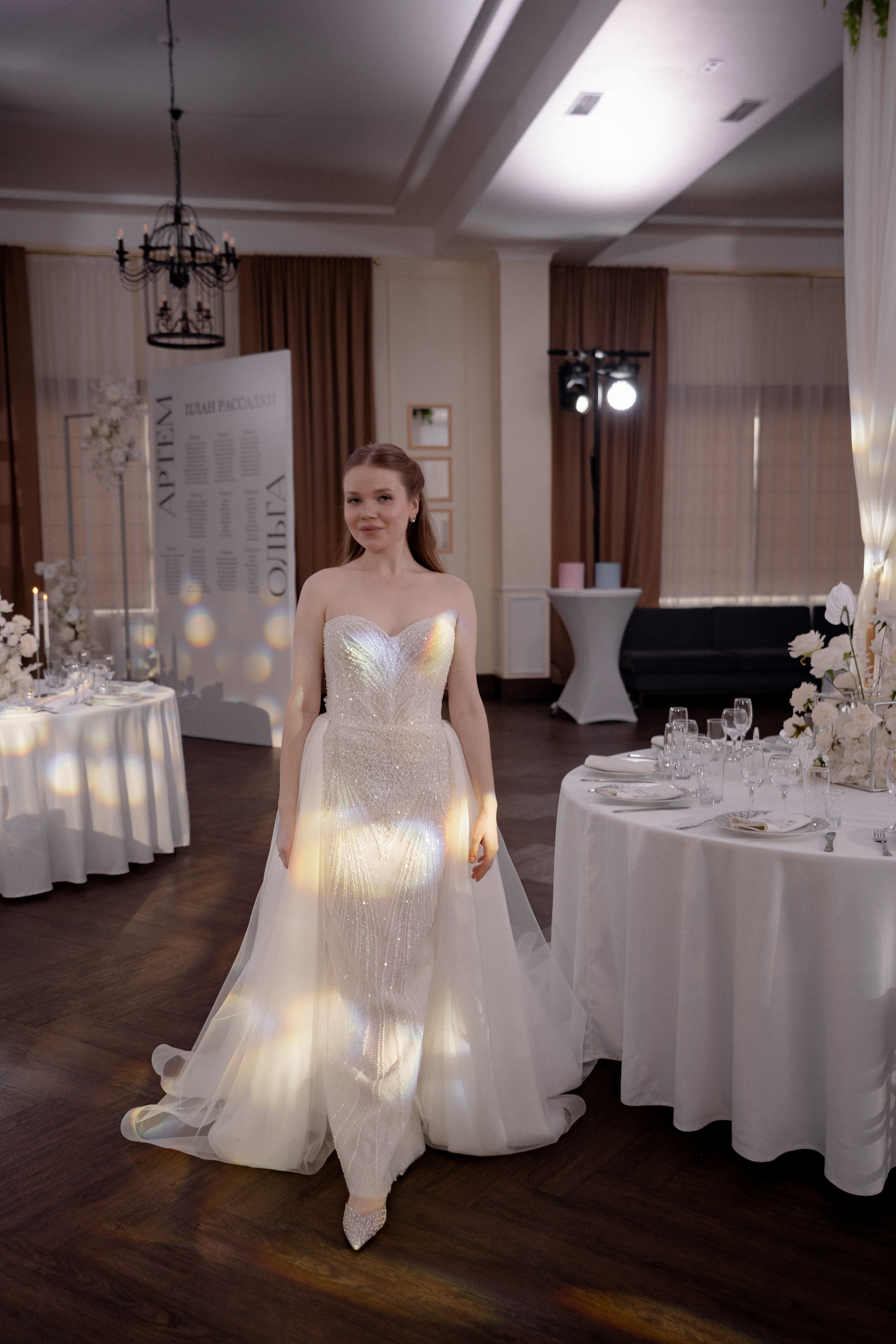 СВАДЕБНАЯ СЬЕМКА СБОРОВ В ОТЕЛЕ И ВЫЕЗД НА ЦЕРЕМОНИЮ (СНЯТО В СИБИРЕ В НИЖНЕВАРТОВСКЕ). Профессиональный фотограф, Санкт-Петербург — Виктория Богомолова