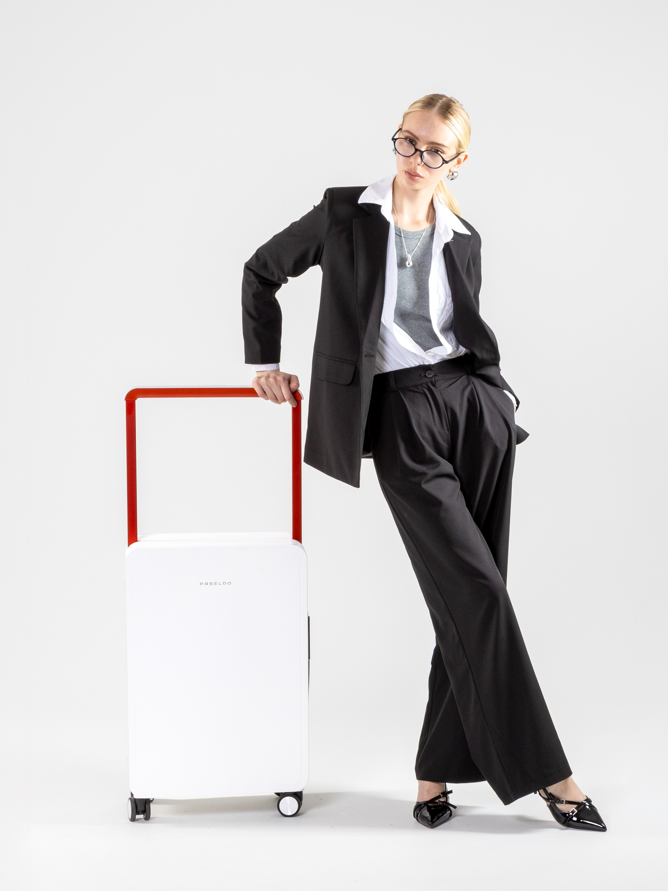 Сумки и аксессуары. Чемоданы. Предметная фото и видеосъемка в Краснодаре | Профессиональные продающие фото