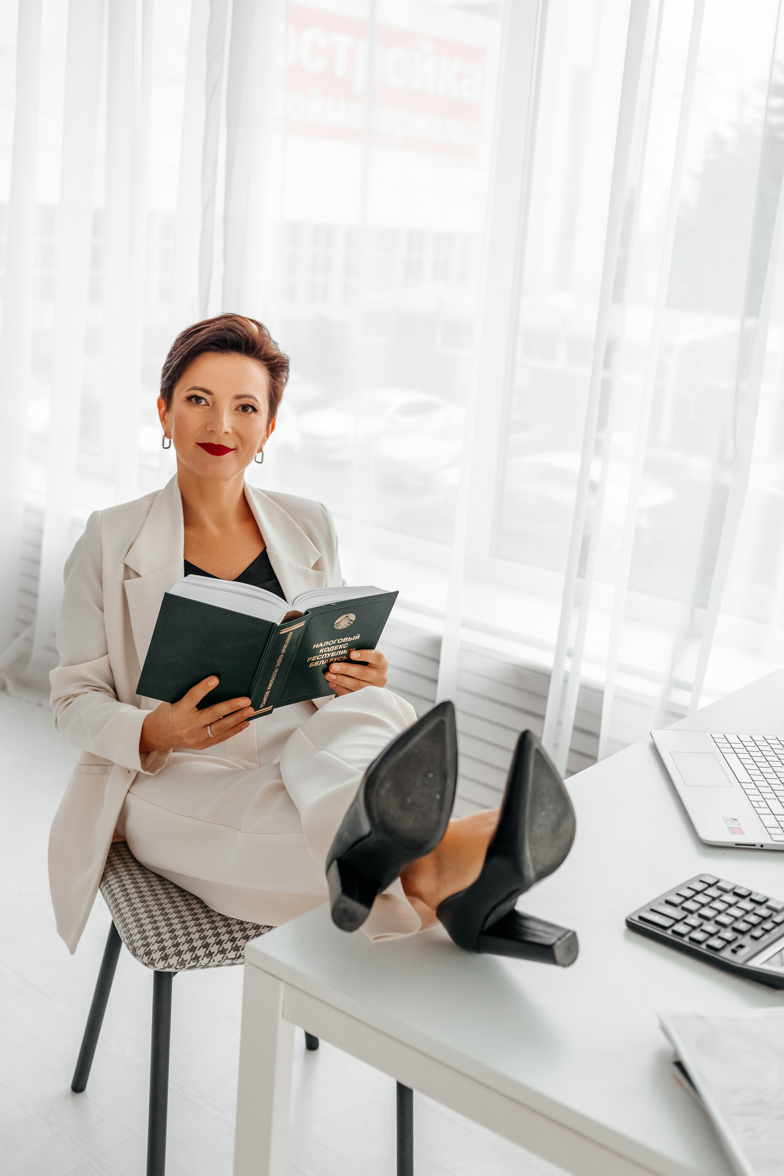 Контентная фотосессия для бухгалтера. КОНТЕНТ ФОТОГРАФ