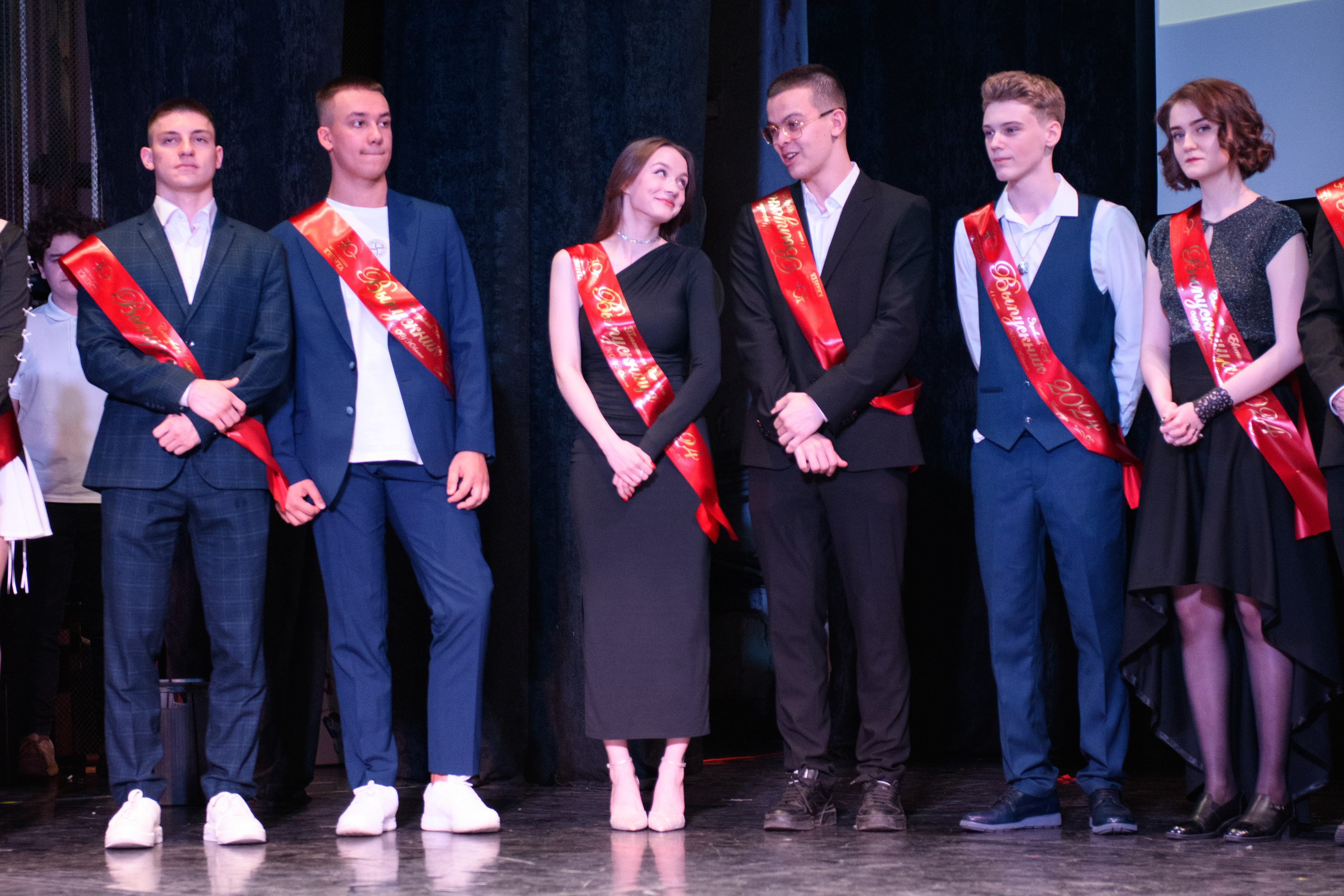 Фотосъёмка торжественного вечера выпускников. Организация и проведение фотосъемок в Санкт-Петербурге. Фотограф Смирягин Илья