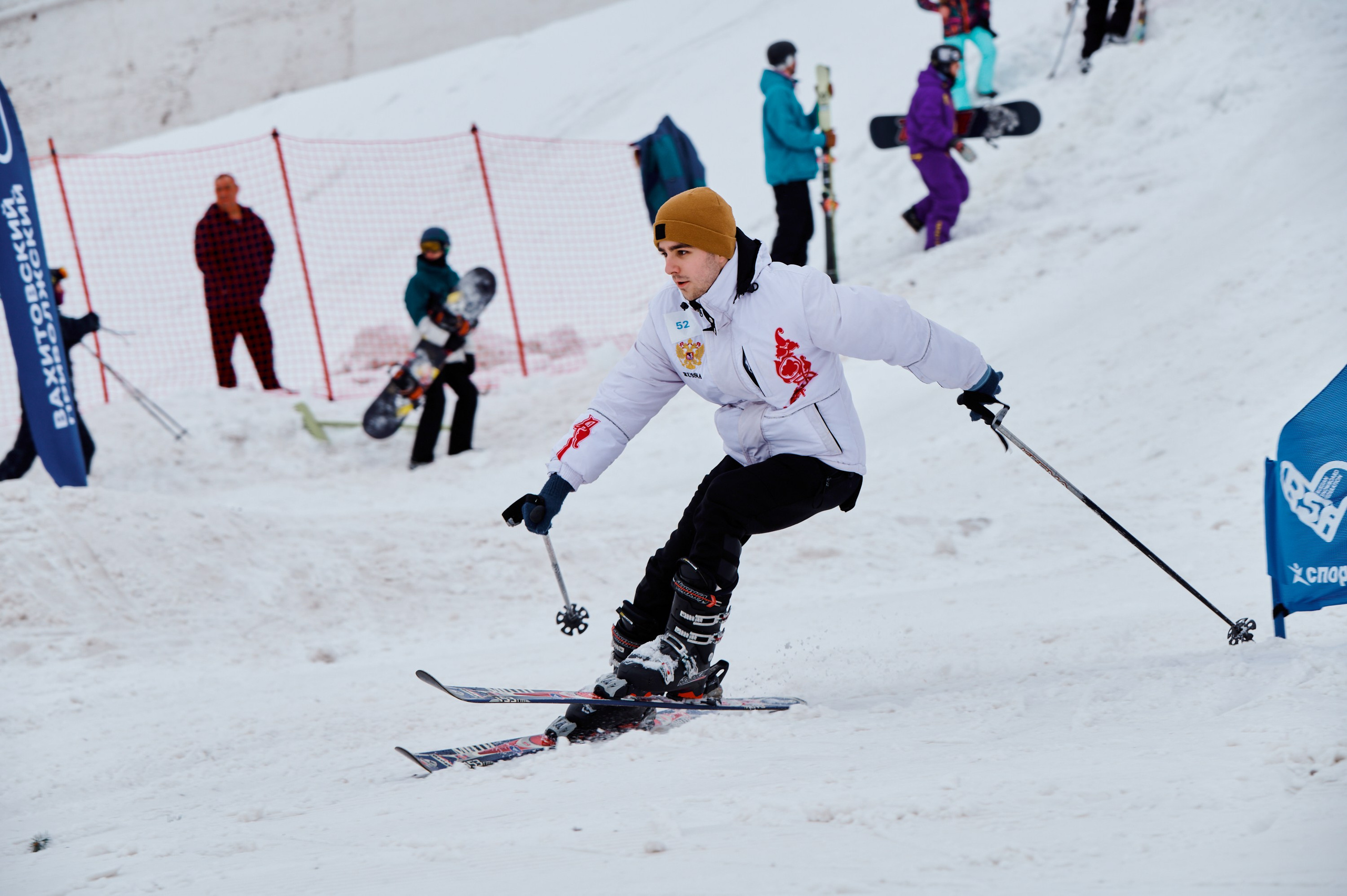Крутой спуск _Кремль. Коммерческий фотограф в Казани Ксения Добролюбова