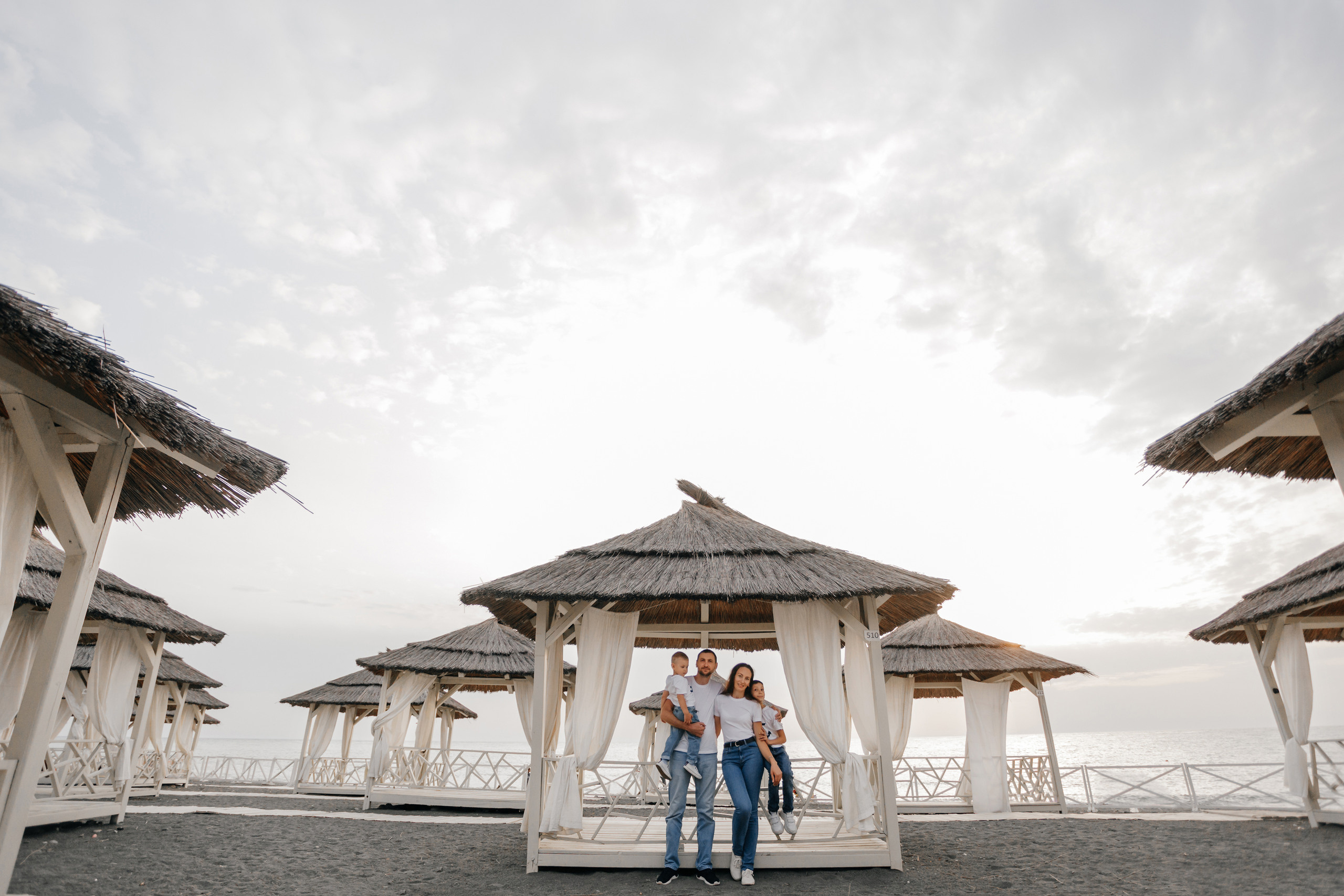 Алёна. Милана Довгаль - семейный фотограф и видеограф  в Адлере и Сочи