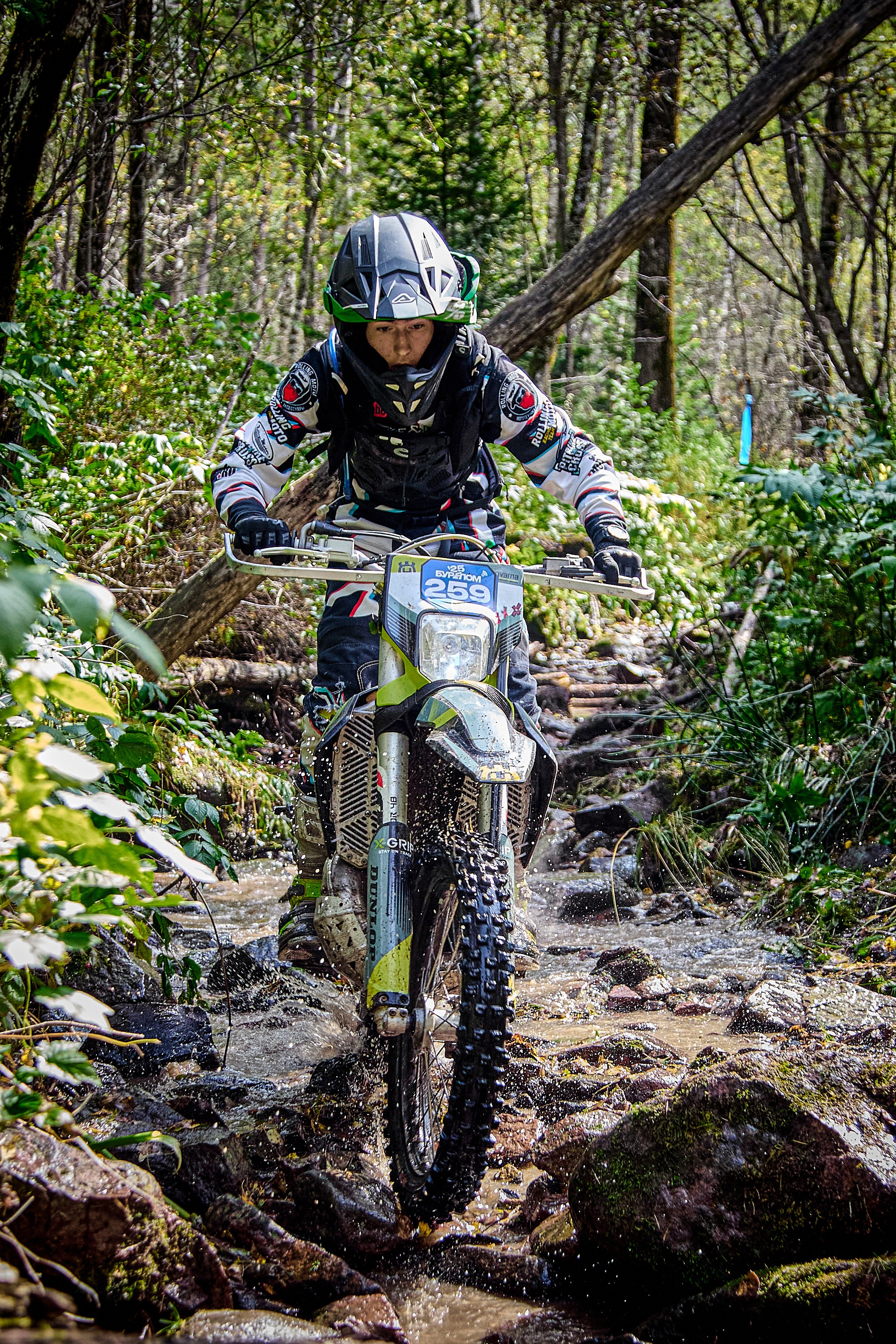 БУРЕЛОМ 2025 чемпионат Сибири по Эндуро. Фотограф Москва Concerts photo / Fashion photо