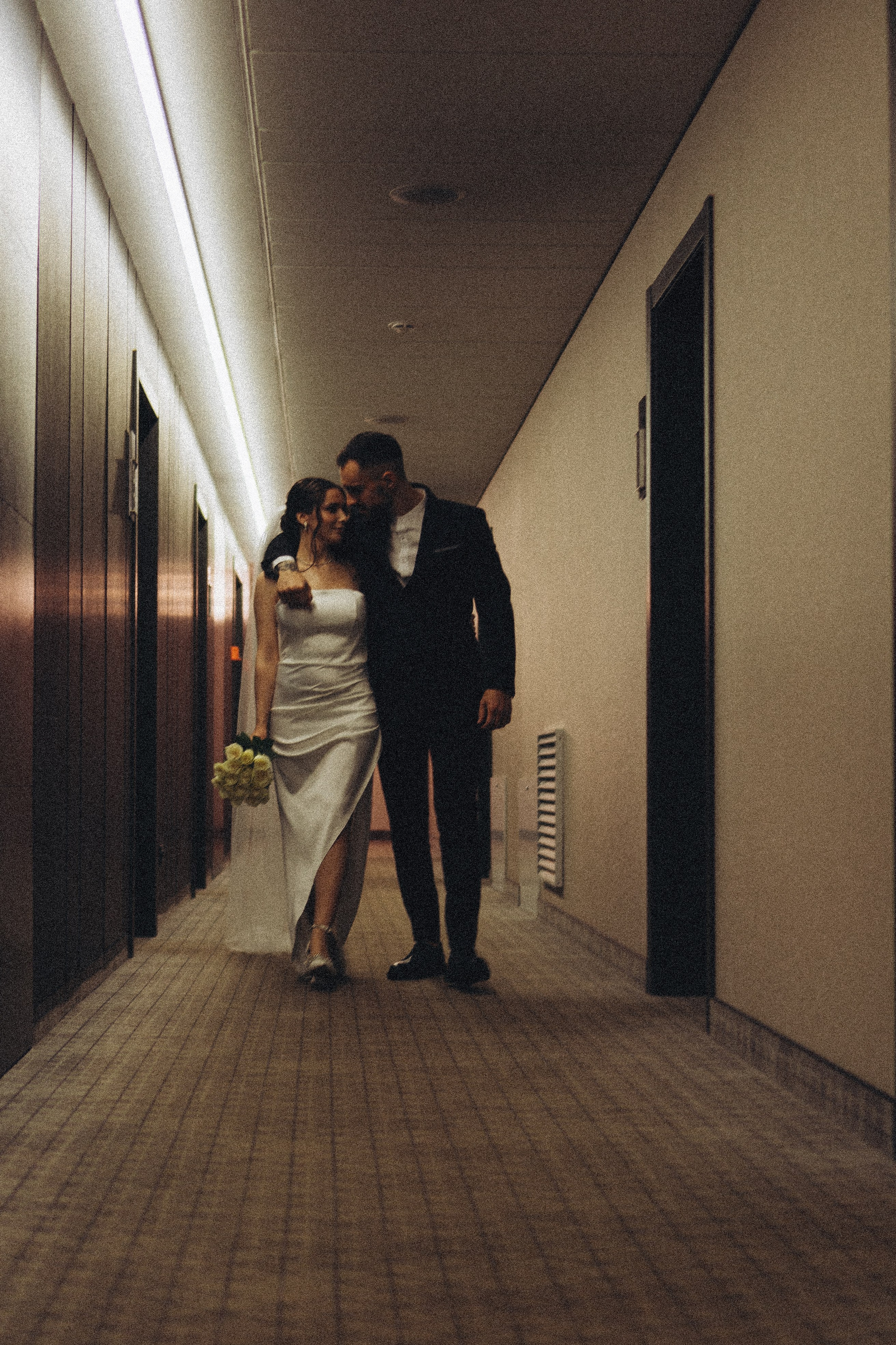 СВАДЕБНАЯ СЬЕМКА СБОРОВ ЖЕНИХА И НЕВЕСТЫ В ОТЕЛЕ И ТАКЖЕ ФОТОСЕССИИЯ В ОТЕЛЕЕ МЕГАПОЛИС БРЯНСК. Профессиональный фотограф, Санкт-Петербург — Виктория Богомолова