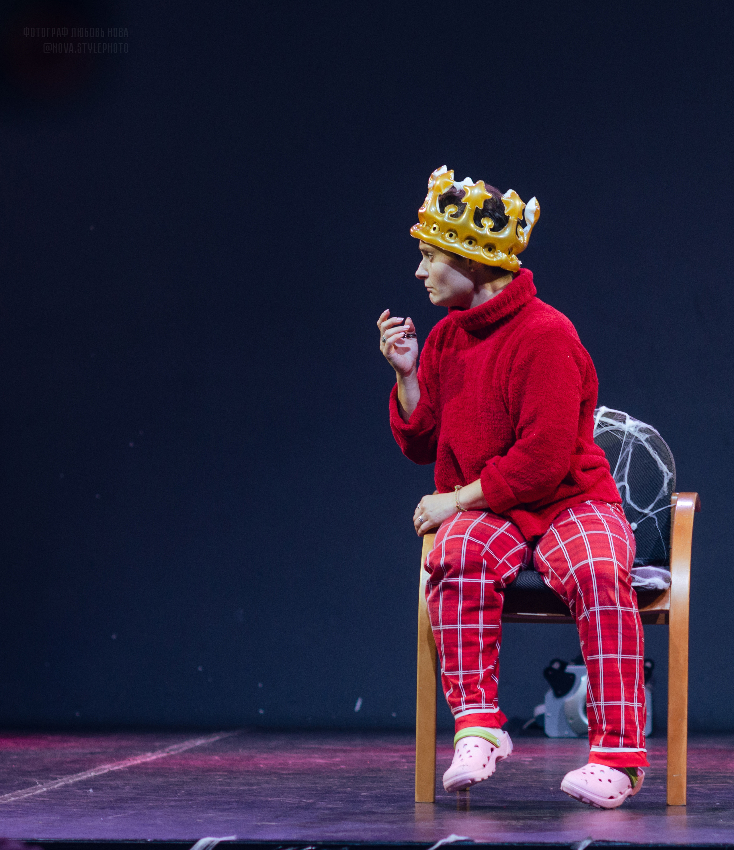 Спектакль «Король умрет в конце спектакля». Портретный и лайфстайл фотограф в Санкт-Петербурге