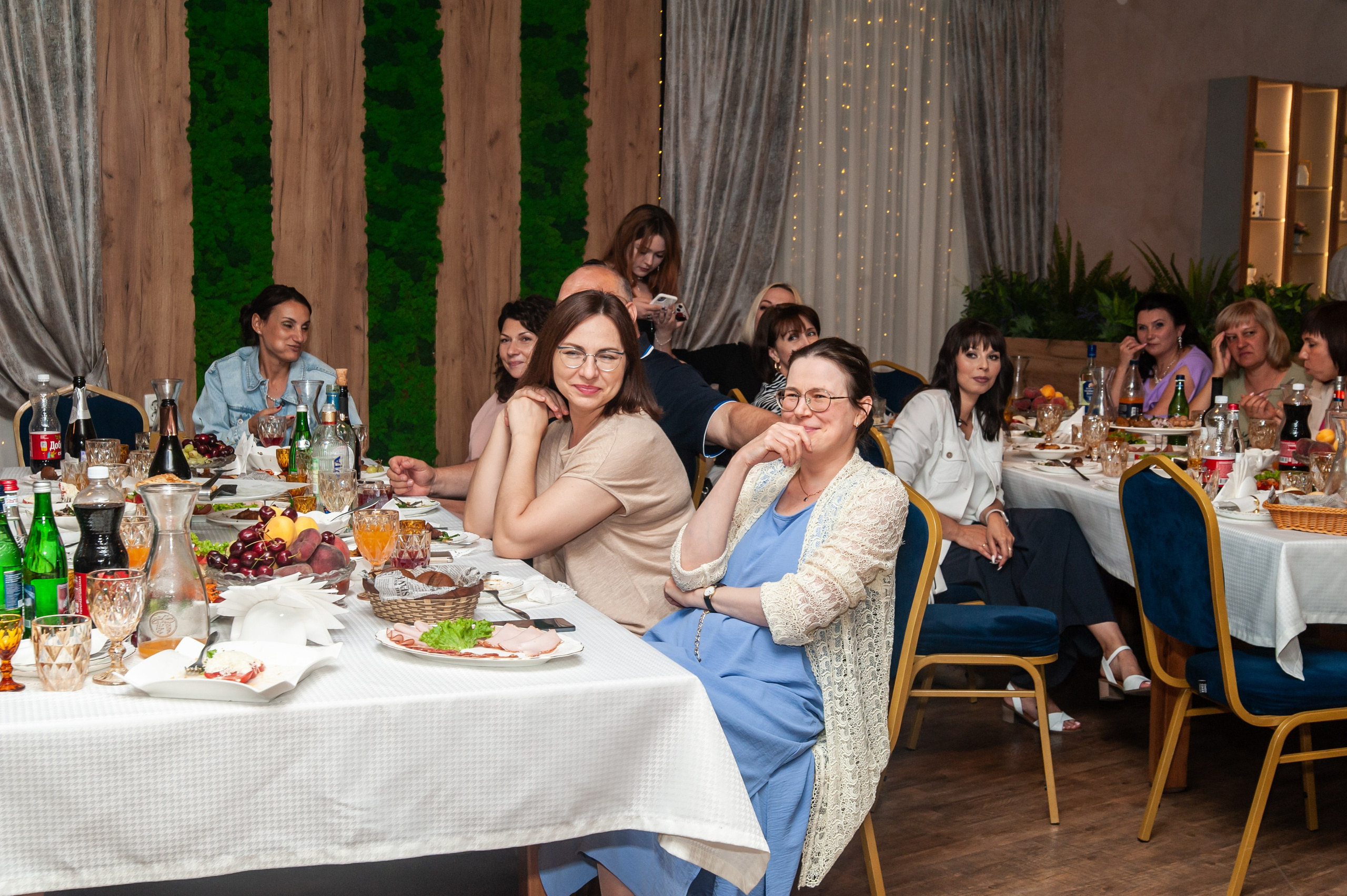 Выпускной МАОУ СОШ № 17 им. Эдуарда Есаяна. Свадебный и семейный фотограф Денис Лукьянов в Краснодаре, Краснодарском крае и Республике Крым