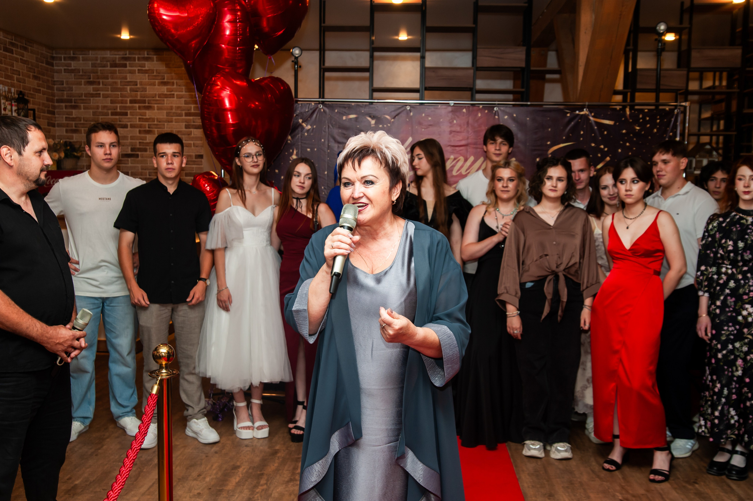 Выпускной МАОУ СОШ № 17 им. Эдуарда Есаяна. Свадебный и семейный фотограф Денис Лукьянов в Краснодаре, Краснодарском крае и Республике Крым